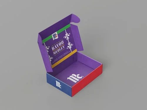 Mailer_Box_Mockup_3.jpg