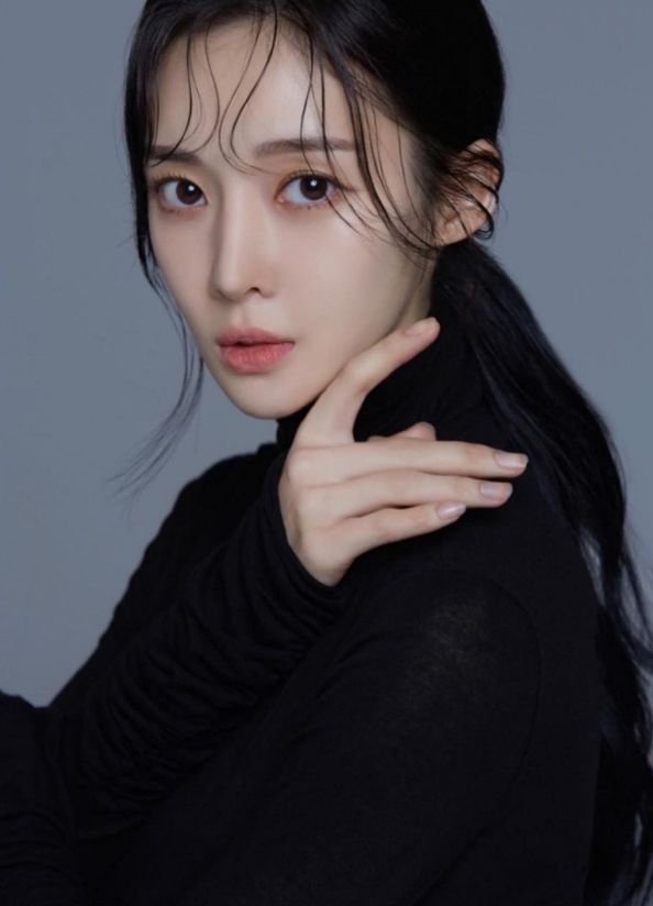 티아라 아름, 팬과 지인 3명에 ‘3700만원 사기’… 징역 6개월에 집행유예 2년