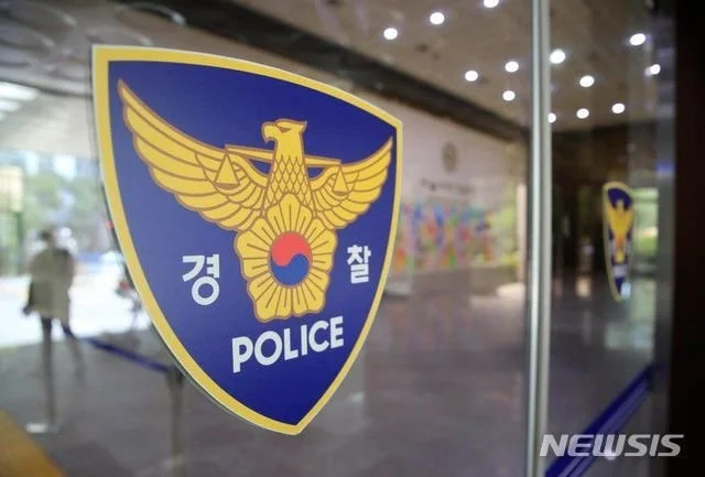 "매달 4퍼센트 수익 보장"… 상품권 투자 사기로 5억 챙긴 50대 여성 구속