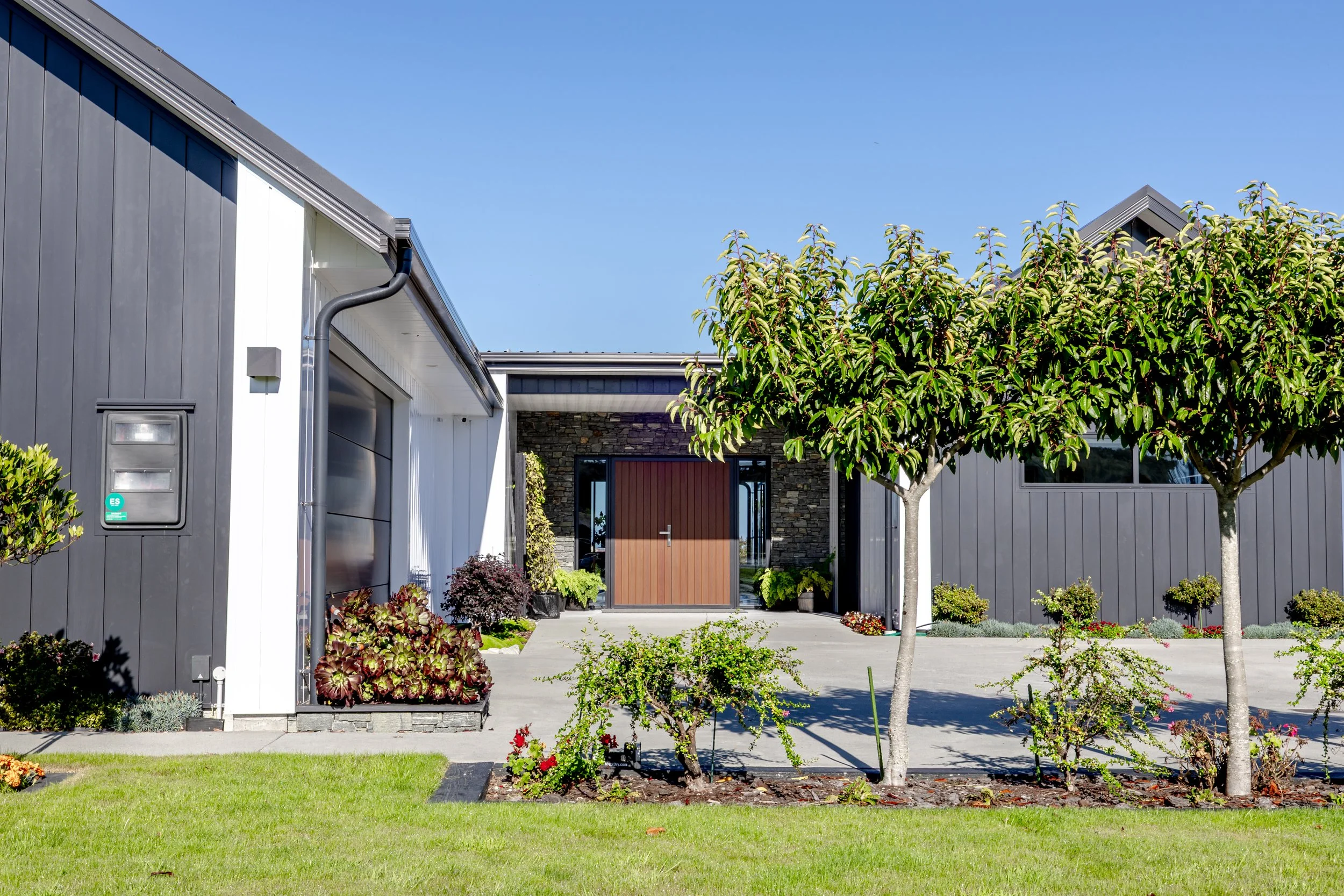 Photo 22-03-2026, 10 43 45 PM.jpg