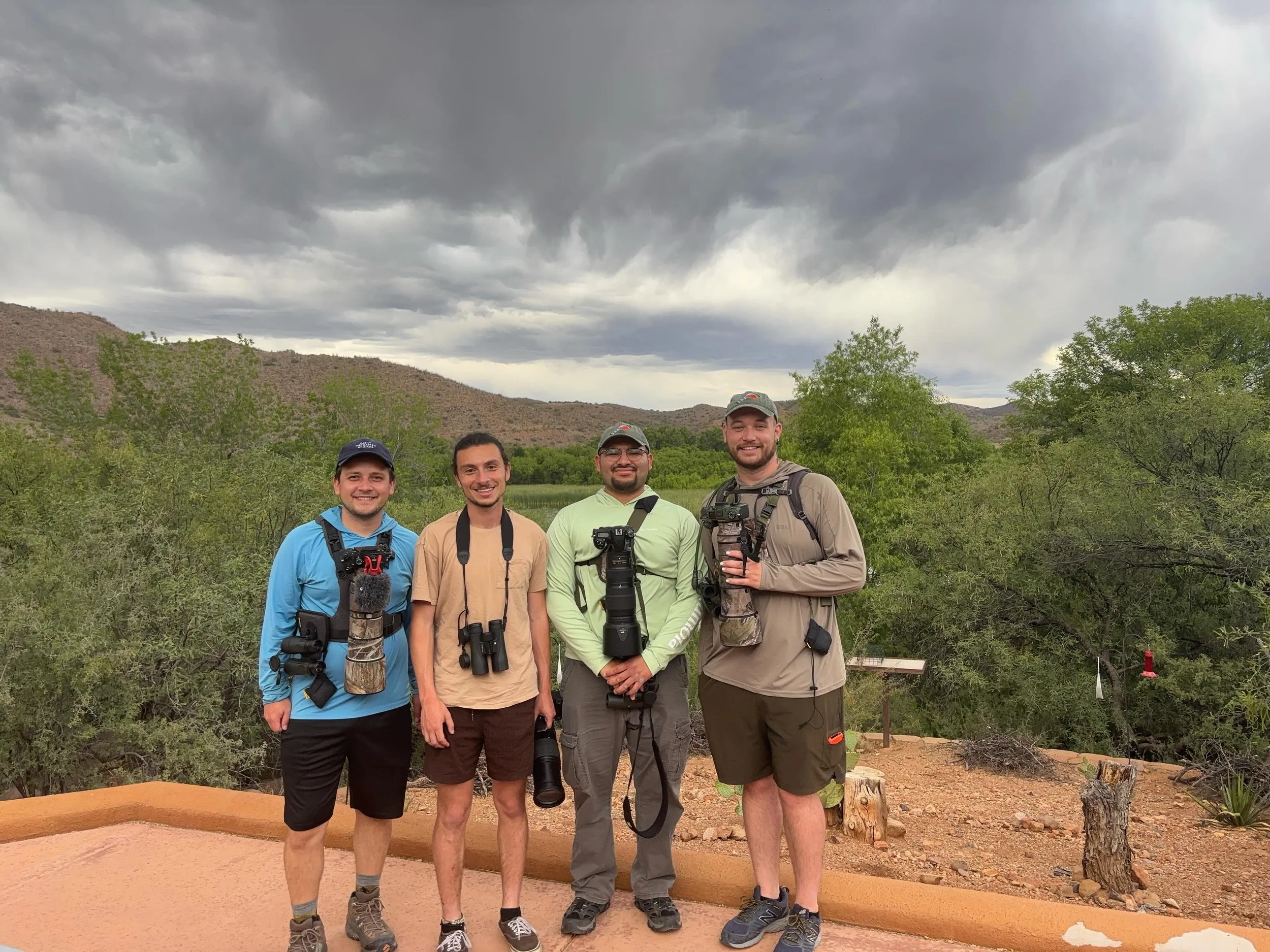 Arizona birding 2026 was unbelievable! Here&rsquo;s a little collage of random moments from the trip. Don&rsquo;t worry, some amazing birds will get featured on here and YouTube real soon. But for now, just some great memories 🌵🏜️🦜

Shoutout to my