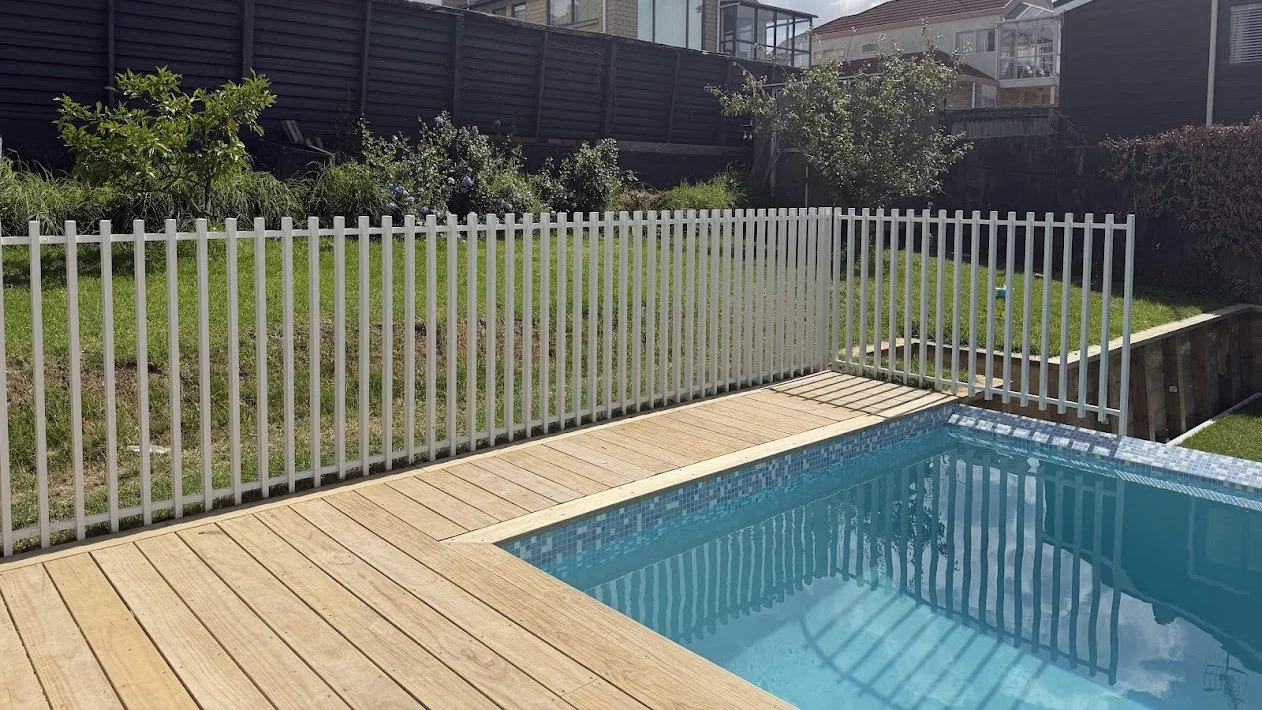 mako blade pool fencing in stunning white around auckland pool.jpg