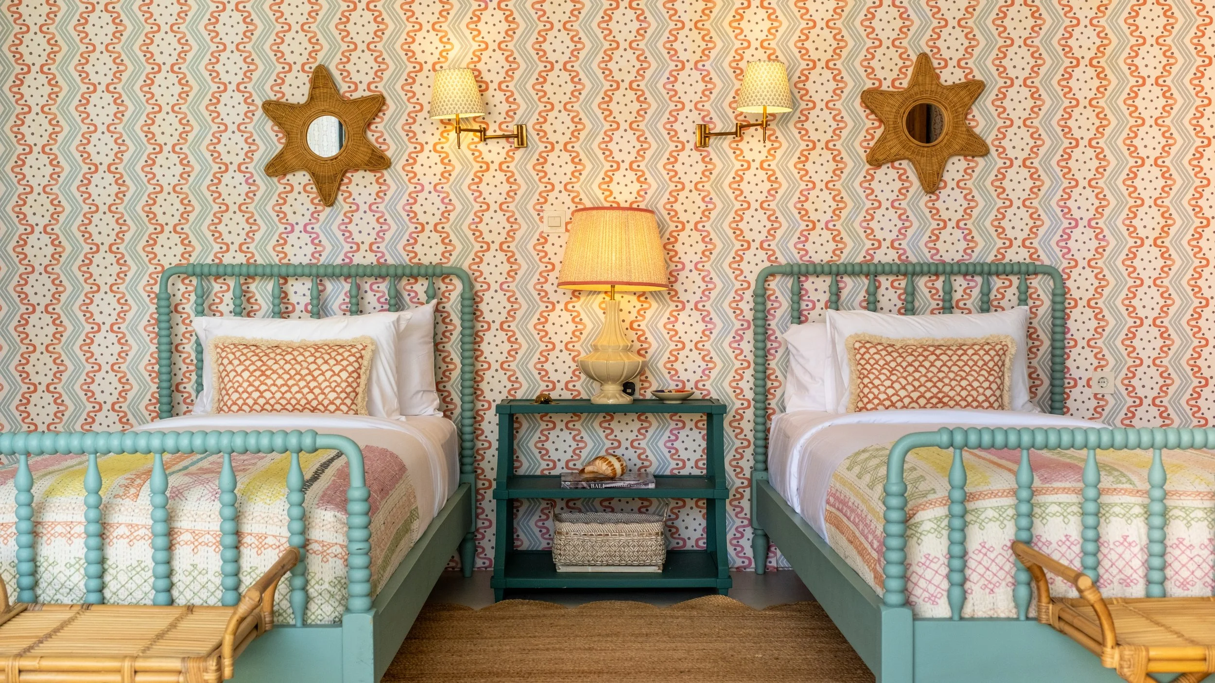 MODERN COASTAL ELEGANCE VILLA - 6 BEDROOMS - BERAWA - MONTHLY