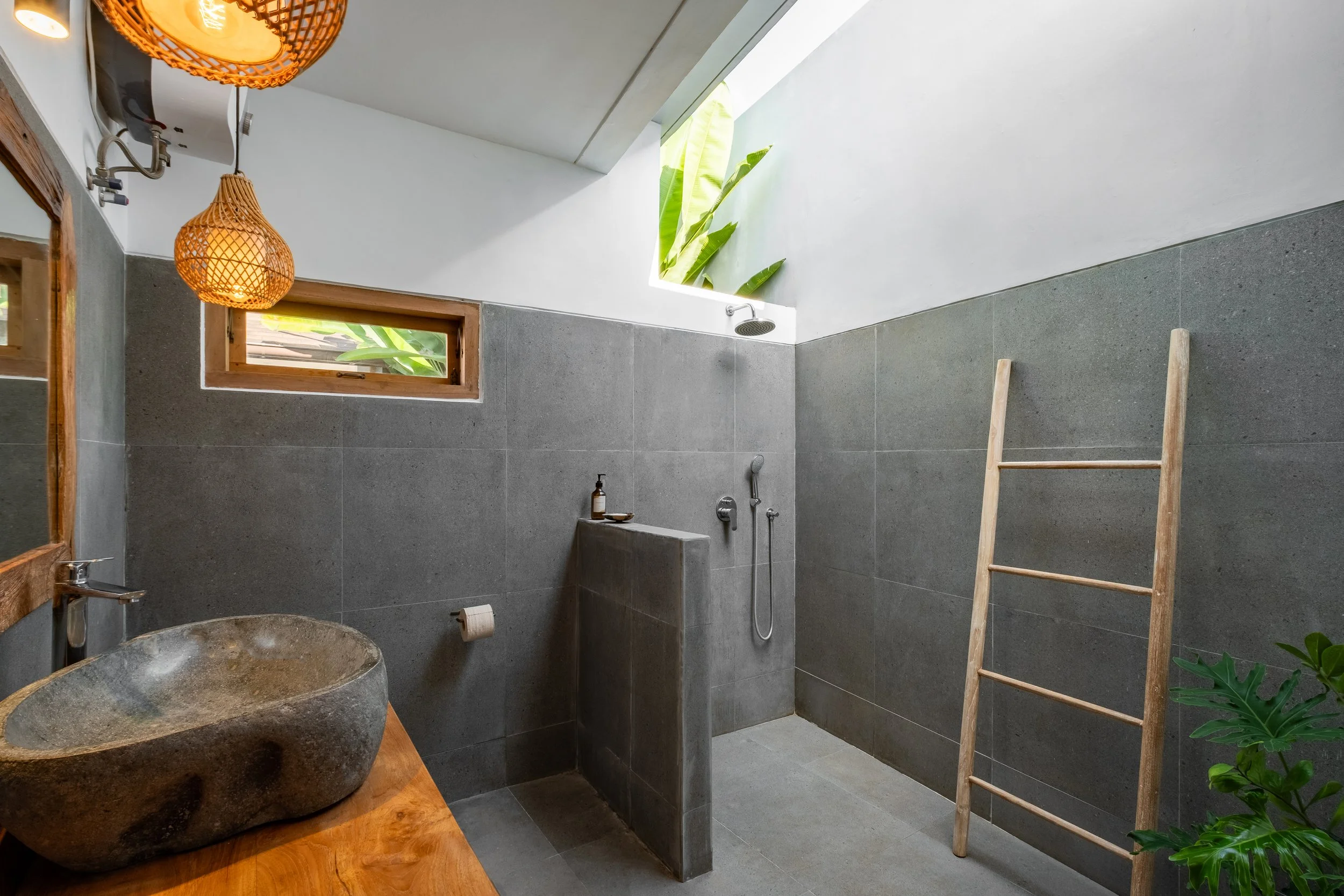 CONTEMPORARY FAMILY VILLA - 3 BEDROOMS - CANGGU - MONTHLY