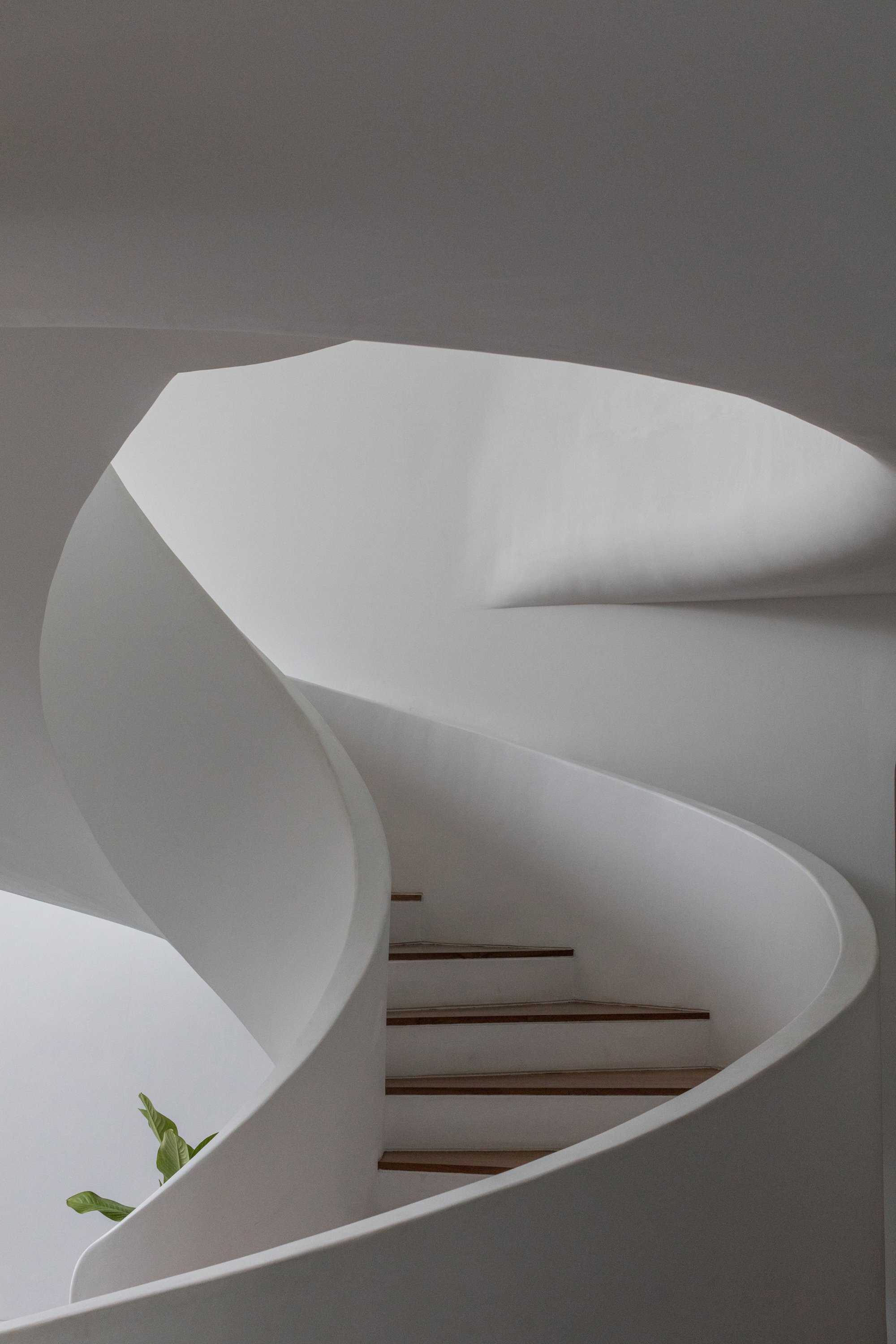 CURVED ARCHITECTURAL VILLA - 4 BEDROOMS - UMALAS - MONTHLY AND YEARLY