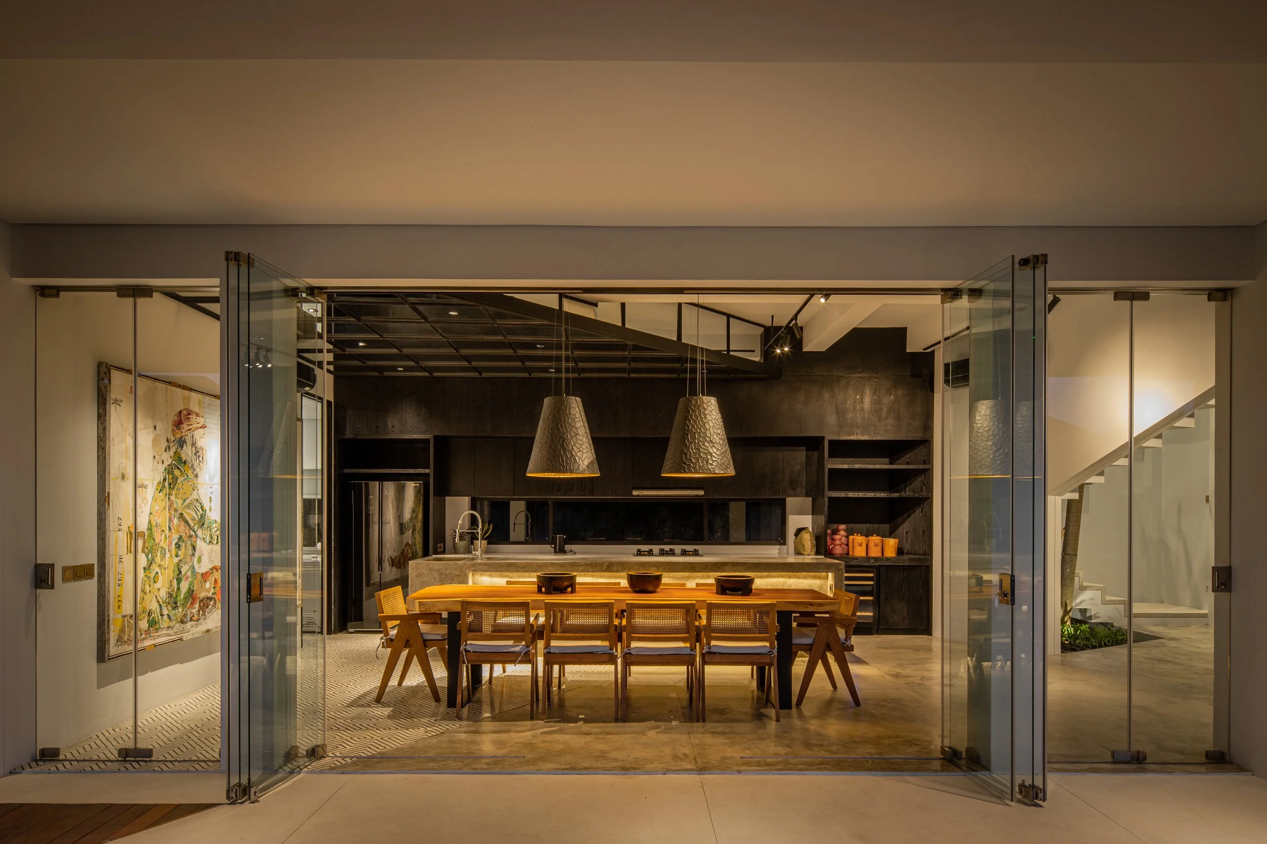 STUNNING ARCHITECTURAL RESIDENCE - BERAWA CANGGU - 5 BEDROOMS - YEARLY RENTAL - BALI