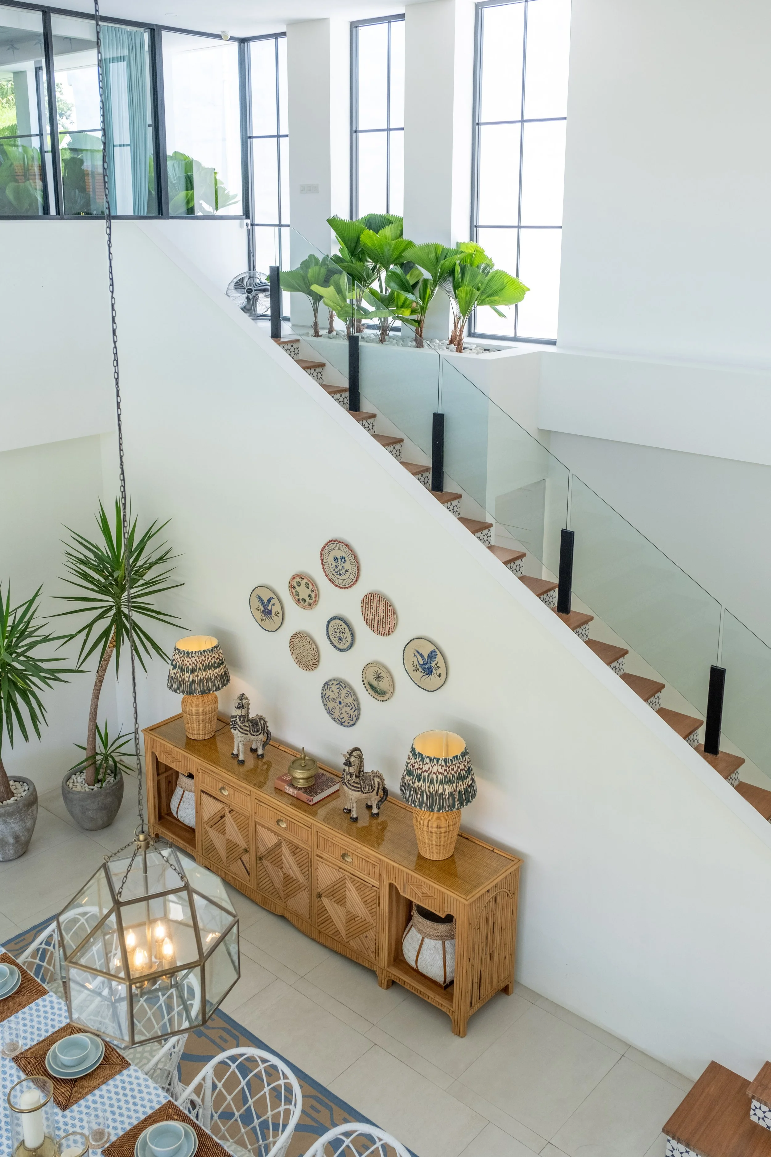 MODERN COASTAL ELEGANCE VILLA - 6 BEDROOMS - BERAWA - MONTHLY