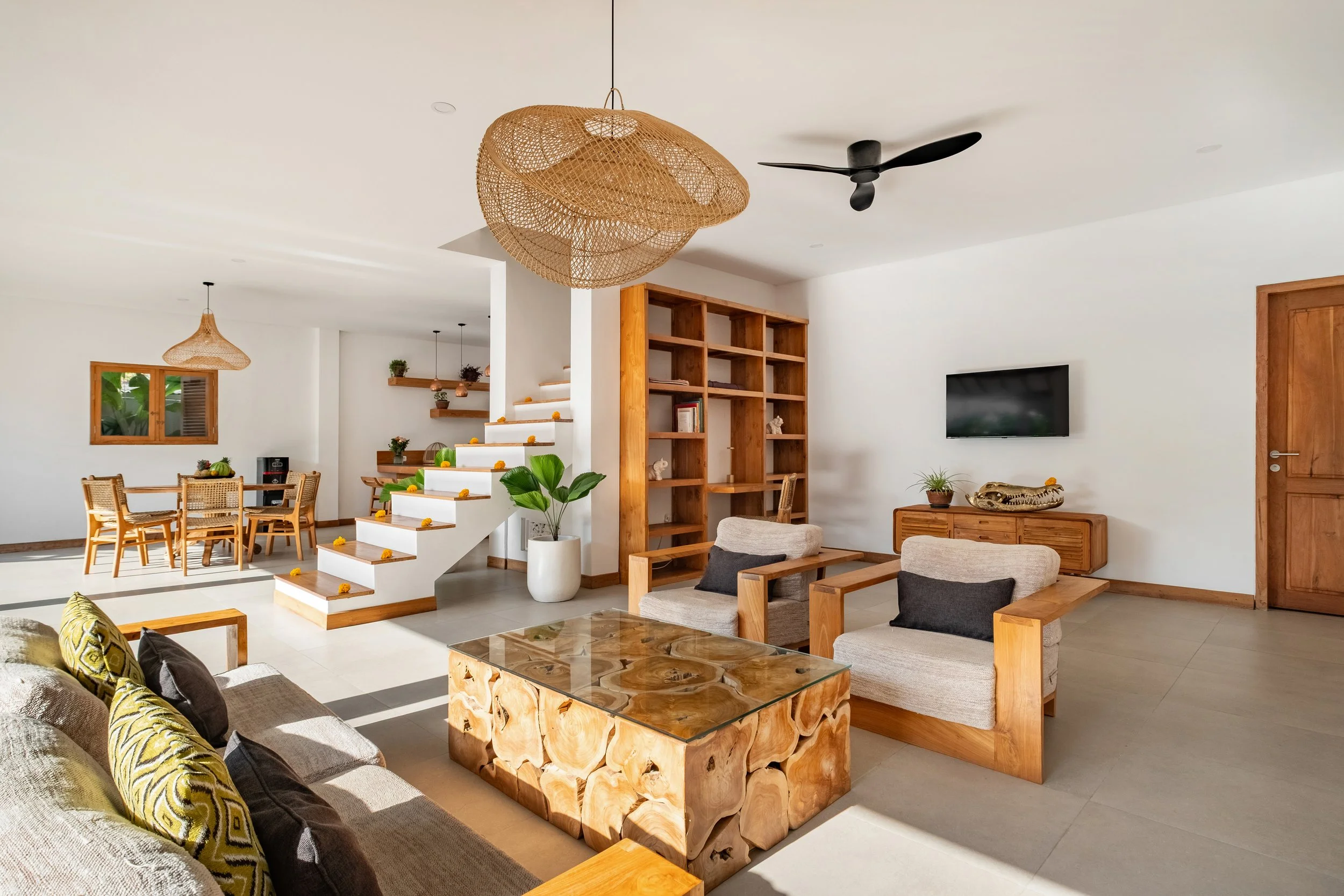 CONTEMPORARY FAMILY VILLA - 3 BEDROOMS - CANGGU - MONTHLY