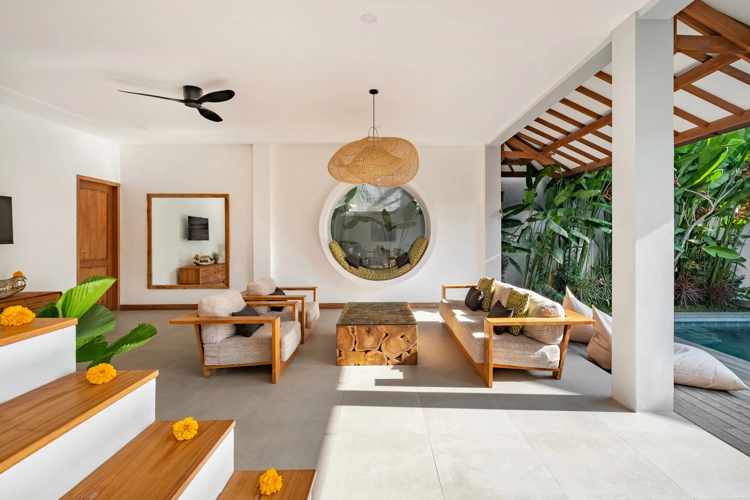 CONTEMPORARY FAMILY VILLA - 3 BEDROOMS - CANGGU - MONTHLY