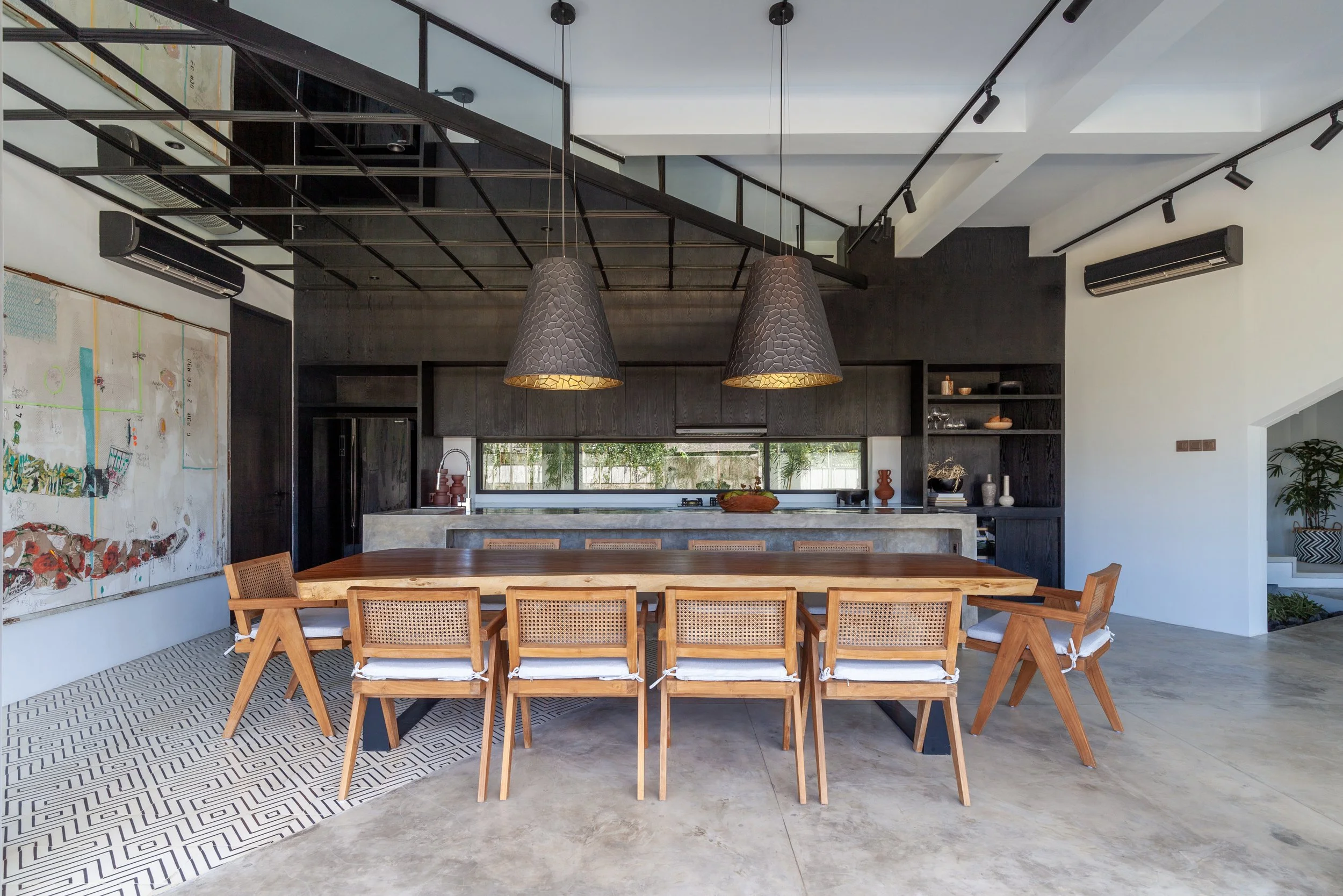 STUNNING ARCHITECTURAL RESIDENCE - BERAWA CANGGU - 5 BEDROOMS - YEARLY RENTAL - BALI