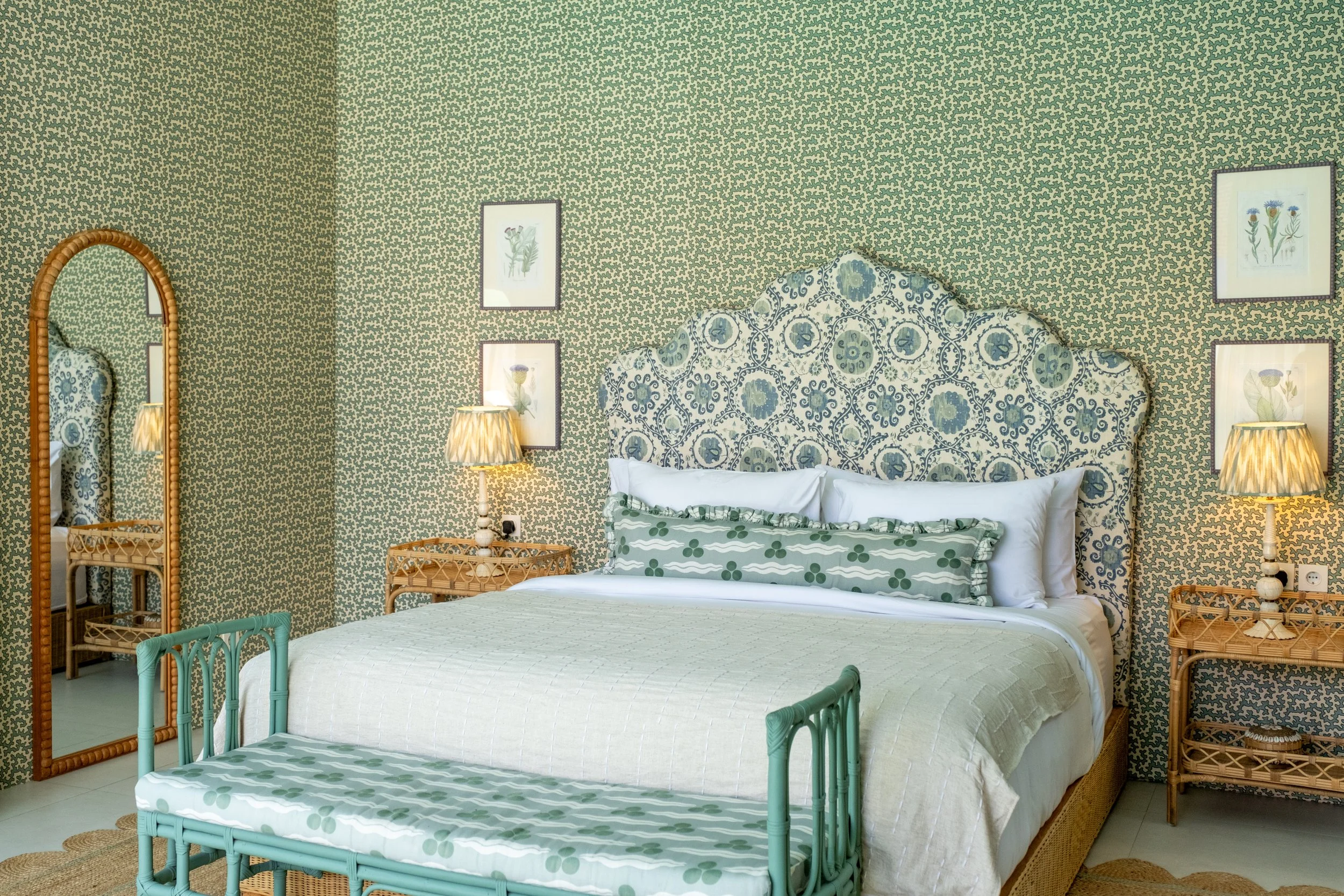 MODERN COASTAL ELEGANCE VILLA - 6 BEDROOMS - BERAWA - MONTHLY