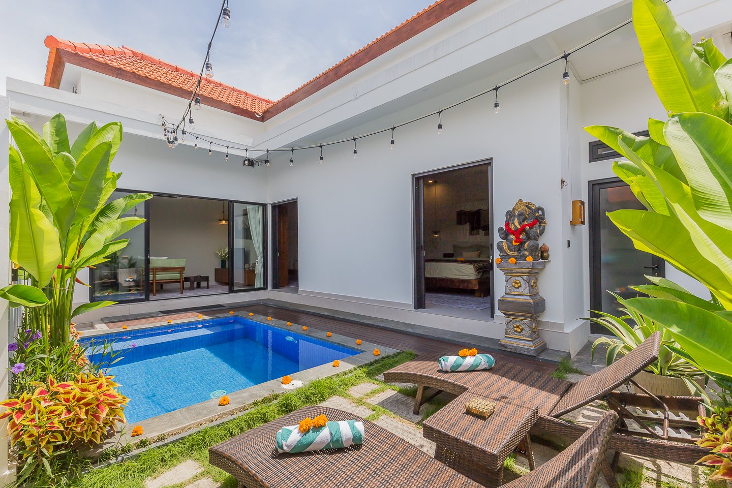 MODERN VILLA - 2 BEDROOMS - UMALAS - MONTHLY | 40 000 000 IDR