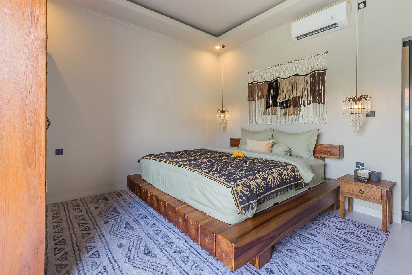 MODERN VILLA - 2 BEDROOMS - UMALAS - MONTHLY