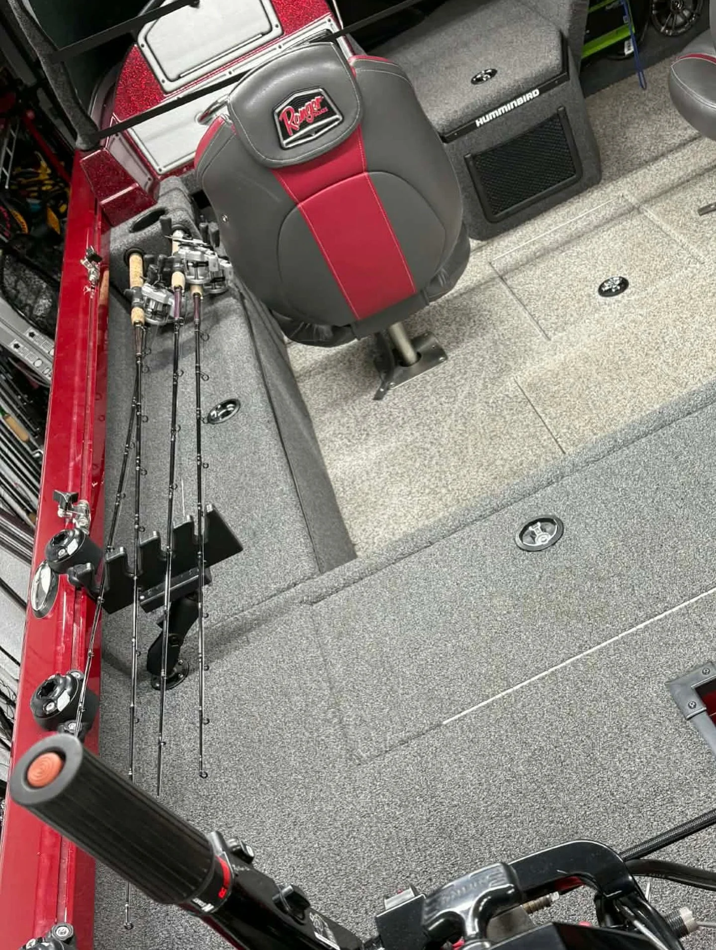 Ranger Back Deck 4 Slot Open w Rods.jpg