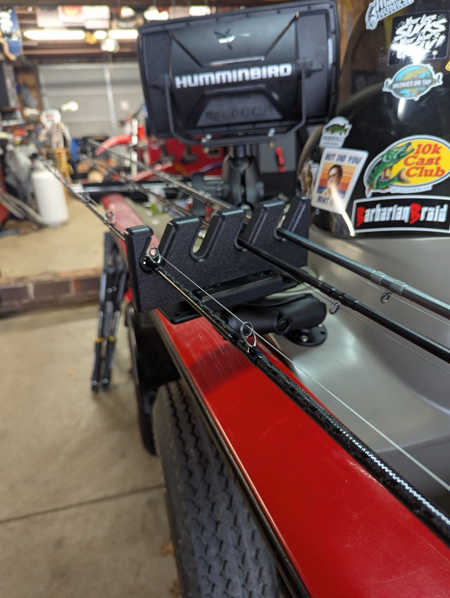 Jon is rigged and ready for the season adding his 4 Slot WAV off the front starboard side! Most people pile their rods up in this spot as well, instead keep them organized and protected in a WAV! Find yours at wavproducts.com #WAVProducts