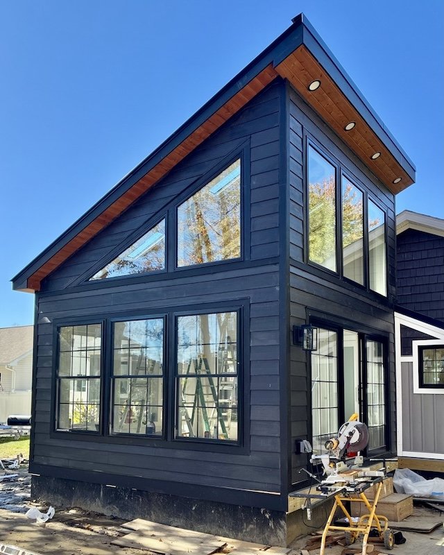 Modern addition in Clifton Park, NY with natural light
