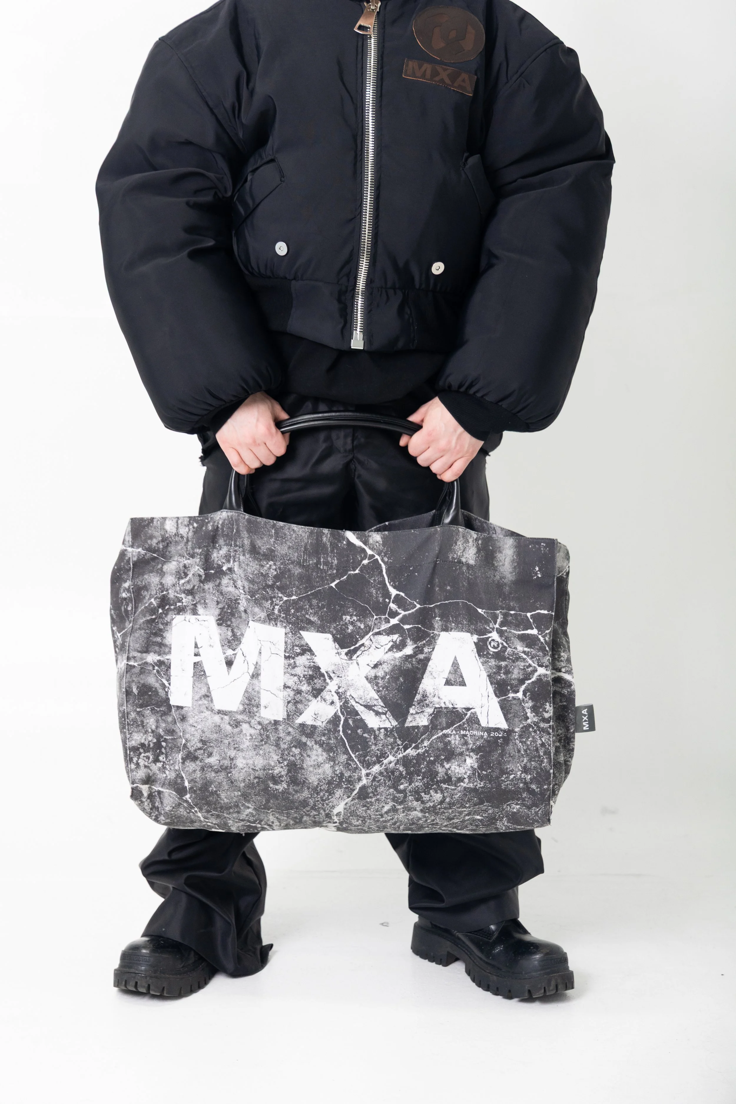 CONCRETE TOTE BAG - BLACK