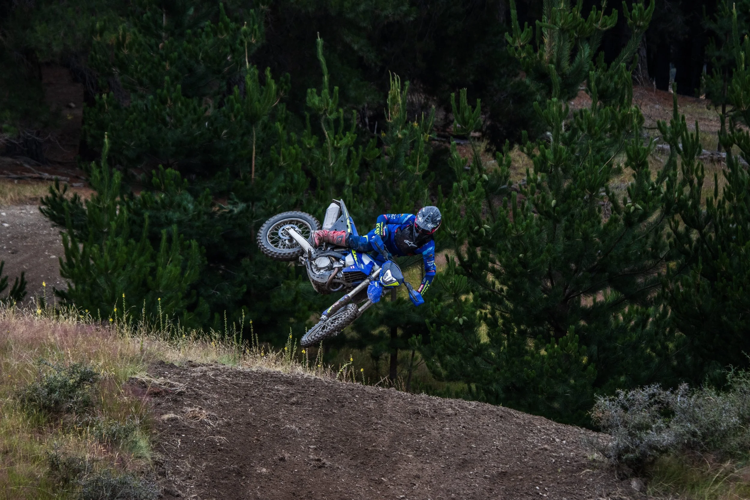 Motocross sponsorship, supporting Hamish Macdonald enduro GP World champion, motocross track testing, training facility south island, motocross track Queenstown