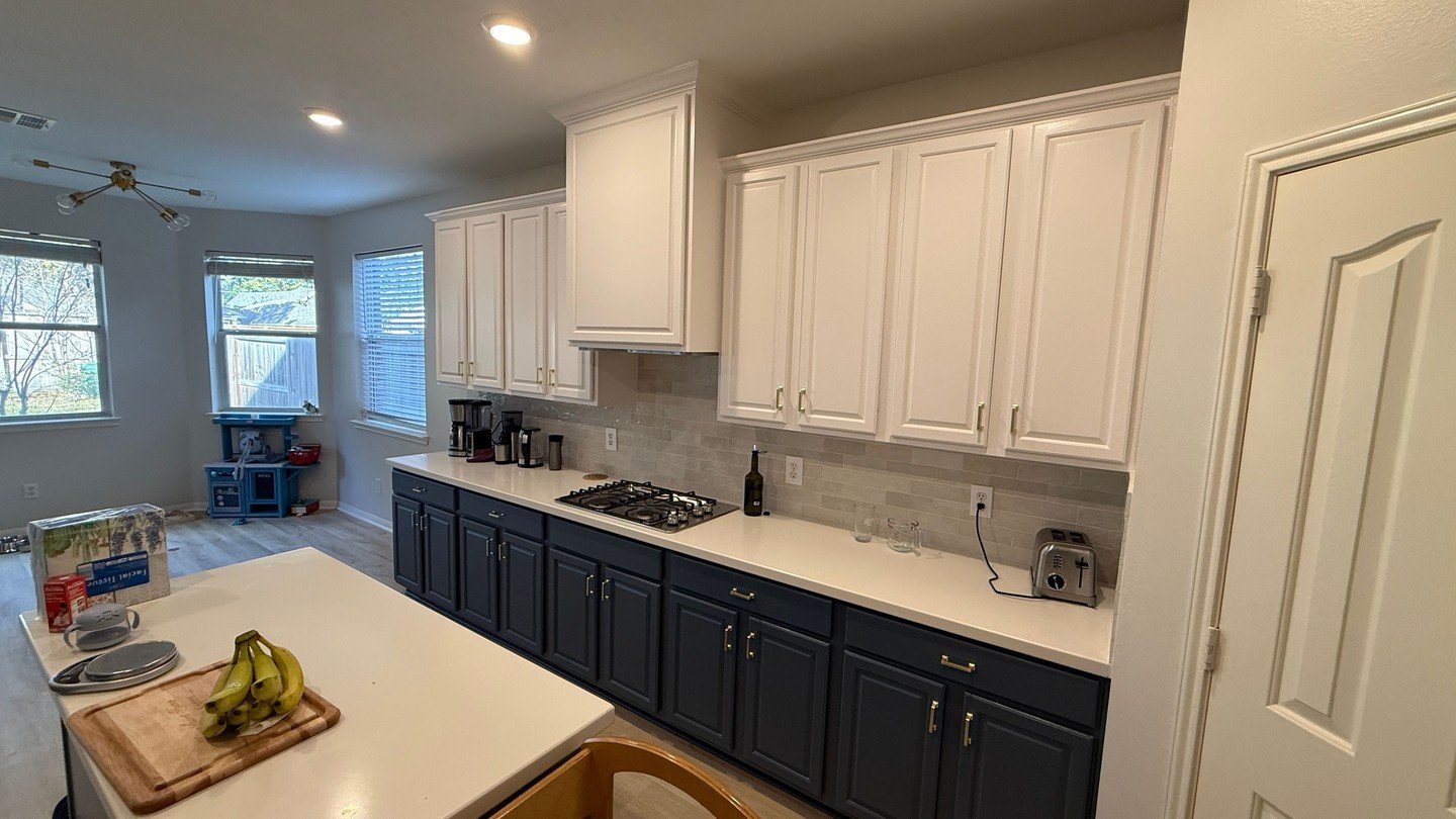You don&rsquo;t always need a full remodel to get a big impact. Painted cabinets and a new backsplash gave this kitchen a whole new personality&mdash;without changing the footprint or breaking the bank! 

Can you spot the other modification we made t