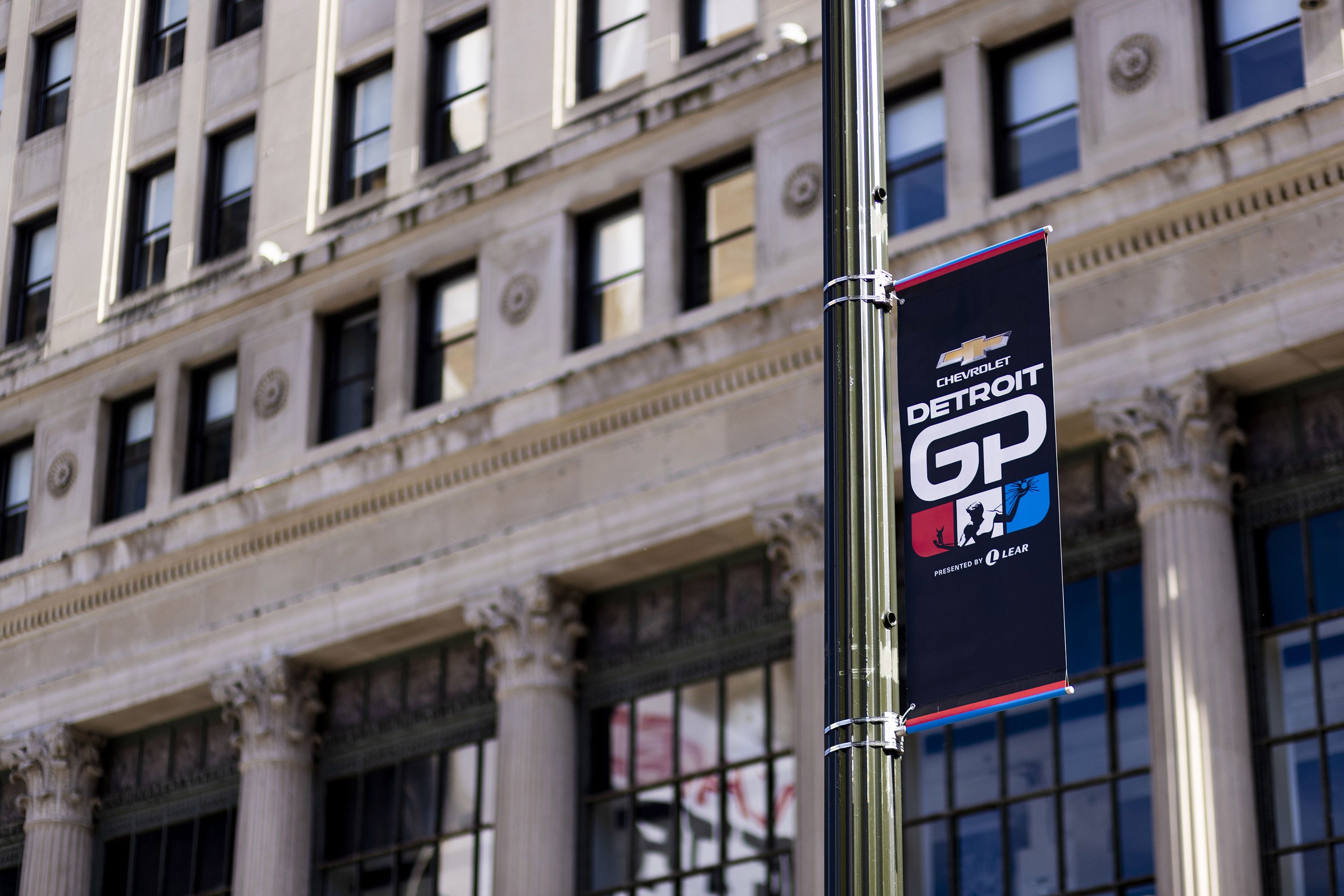 grand-prixmiere-cadillac-square-jmw-creative_26.jpg
