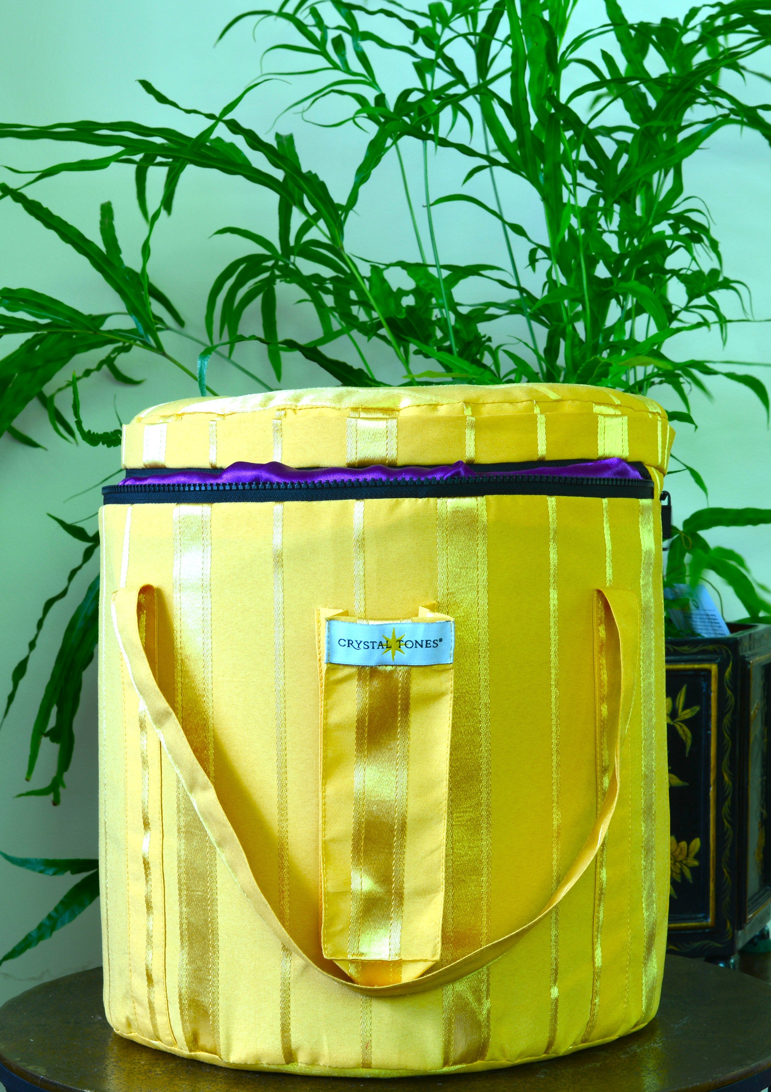 1 x 9" Gold Silk Carry Case