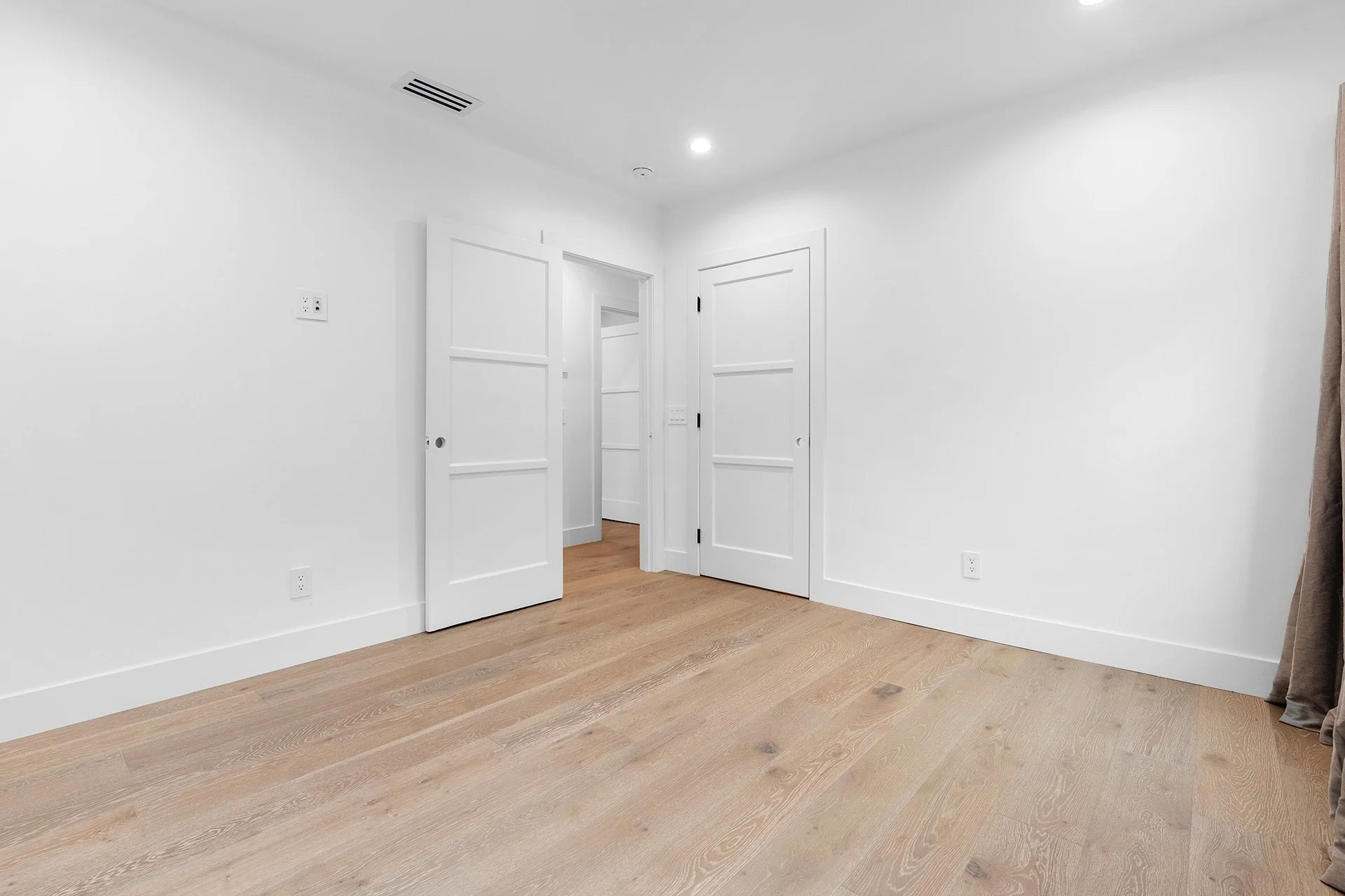 Point View St _ Axle Homes 61 Web.jpg