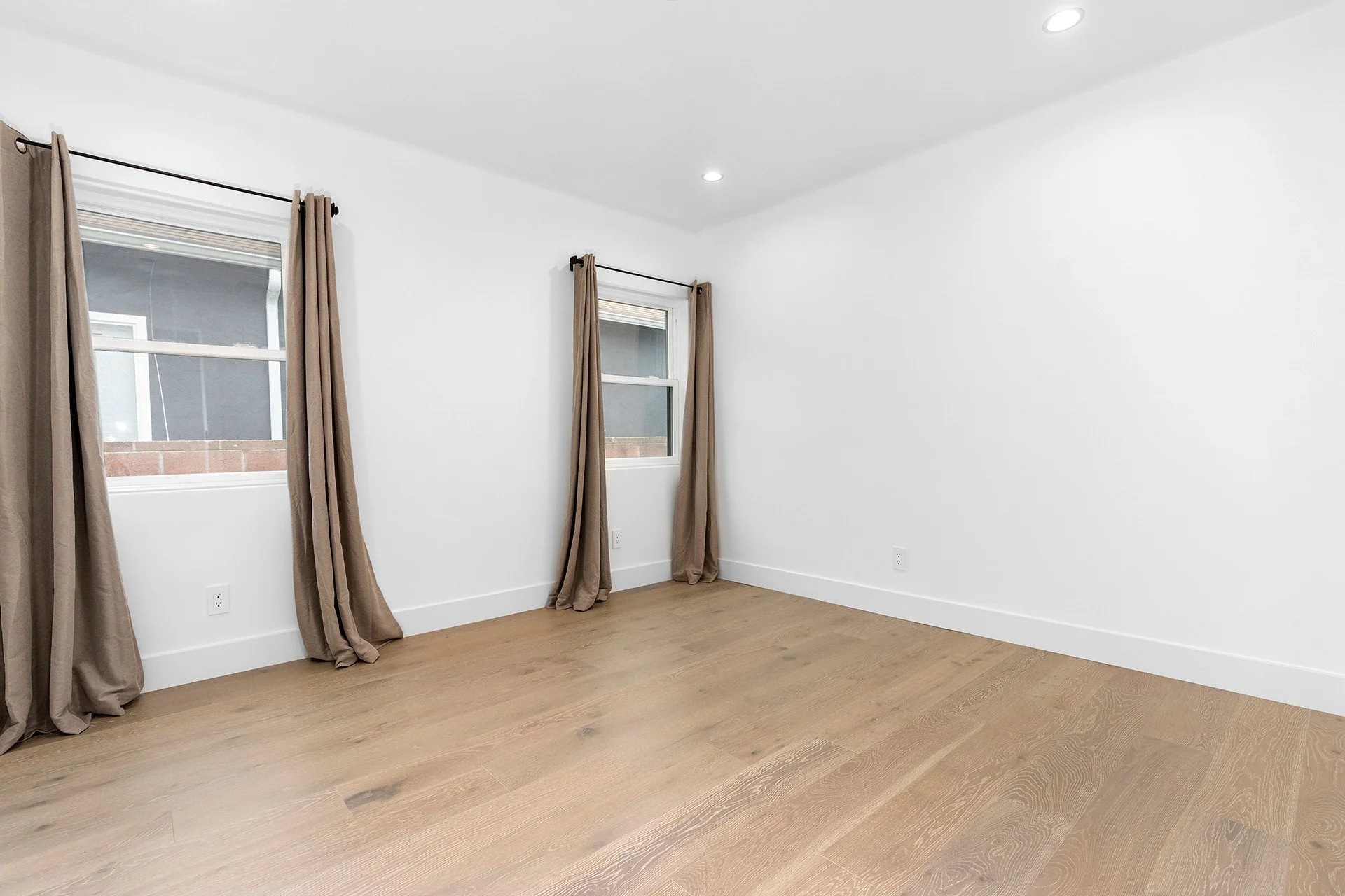 Point View St _ Axle Homes 58 Web.jpg