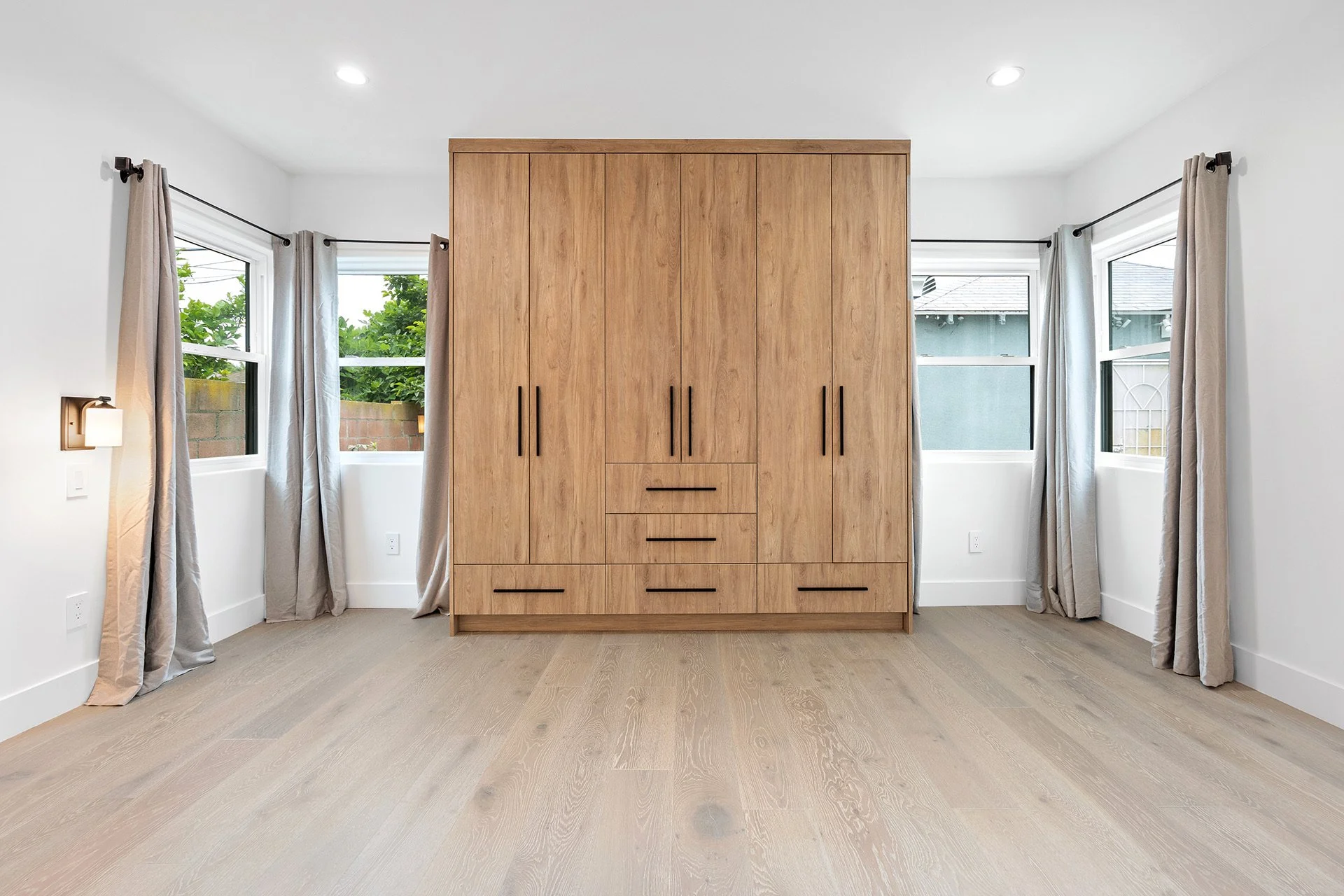 Point View St _ Axle Homes 47 Web.jpg