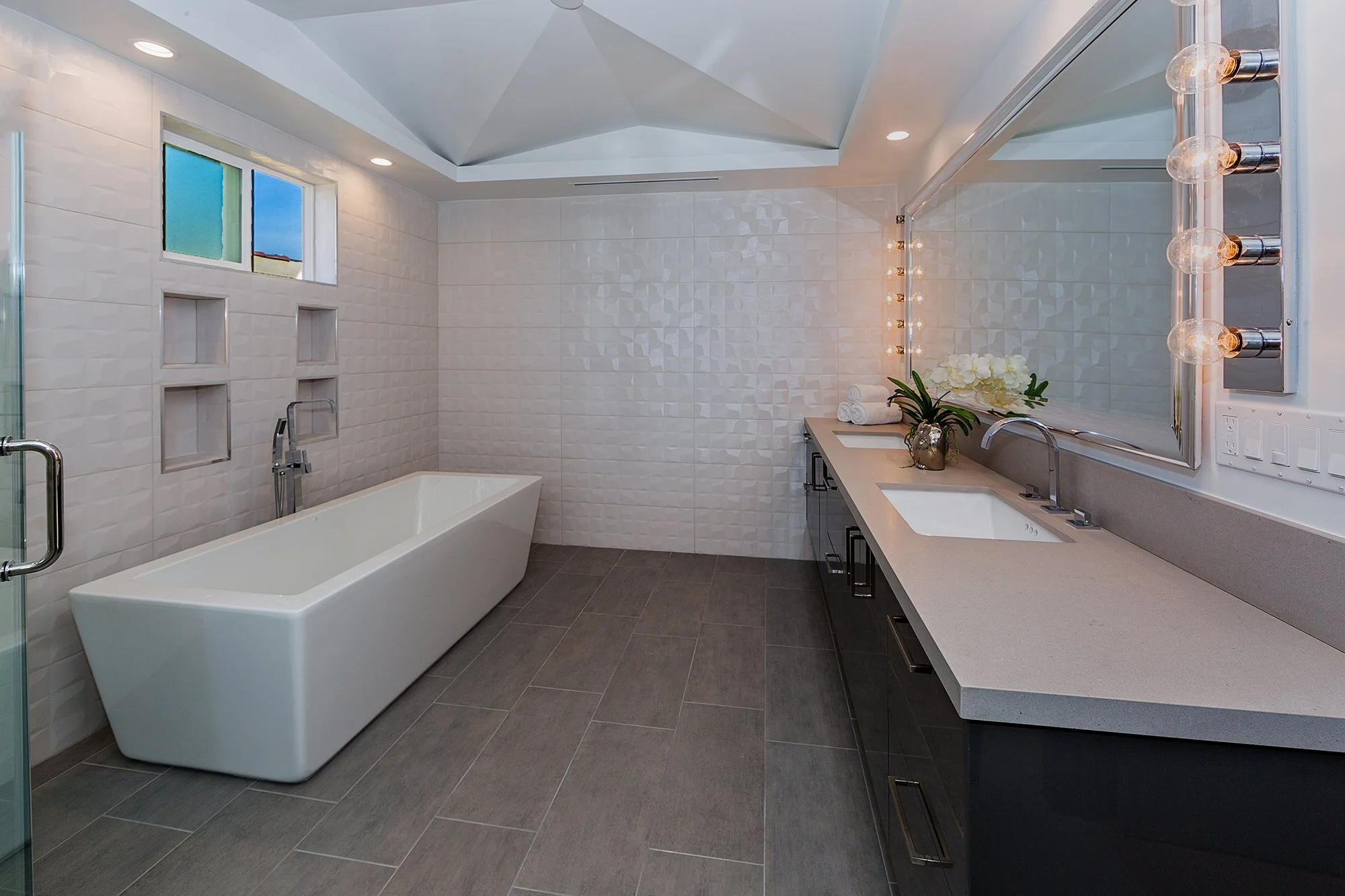 Rexford Dr _ Axle Homes _ 22.jpg