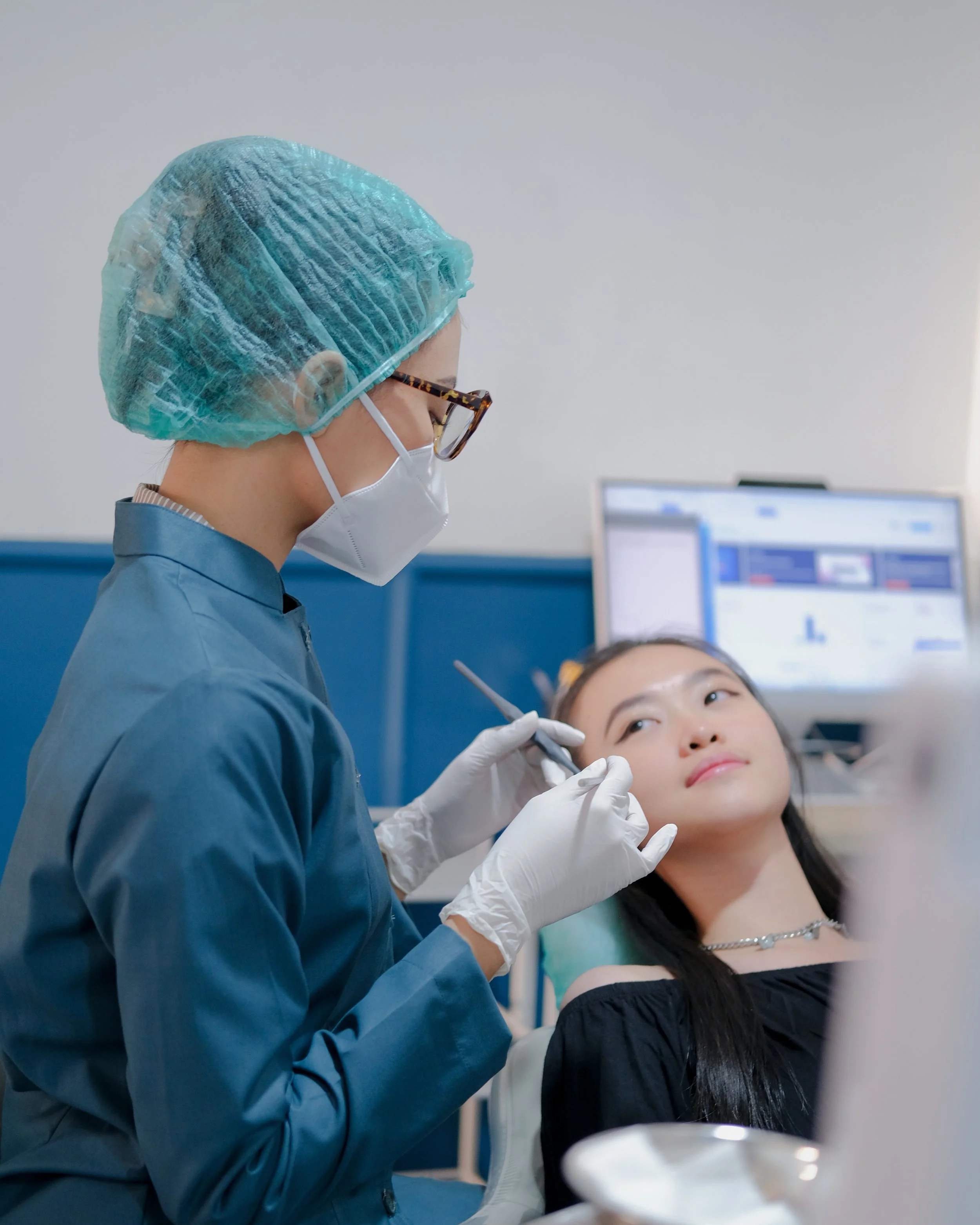 Dokter Gigi di Surabaya: Rekomendasi Terbaik untuk Perawatan Gigi Anda