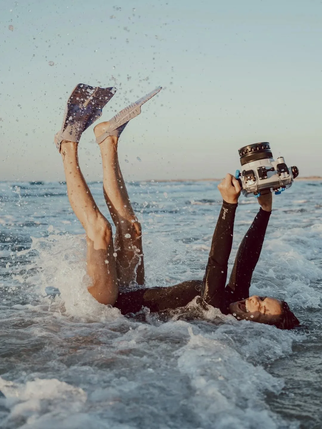 Pretty much sums it all up 🤪

My fave saying from this year, "this usually never happens" ....

Well, it really does! 

Another crazy year which bought - 

A book launch, with no books 
A new puppy 
Living by myself for the first time in m