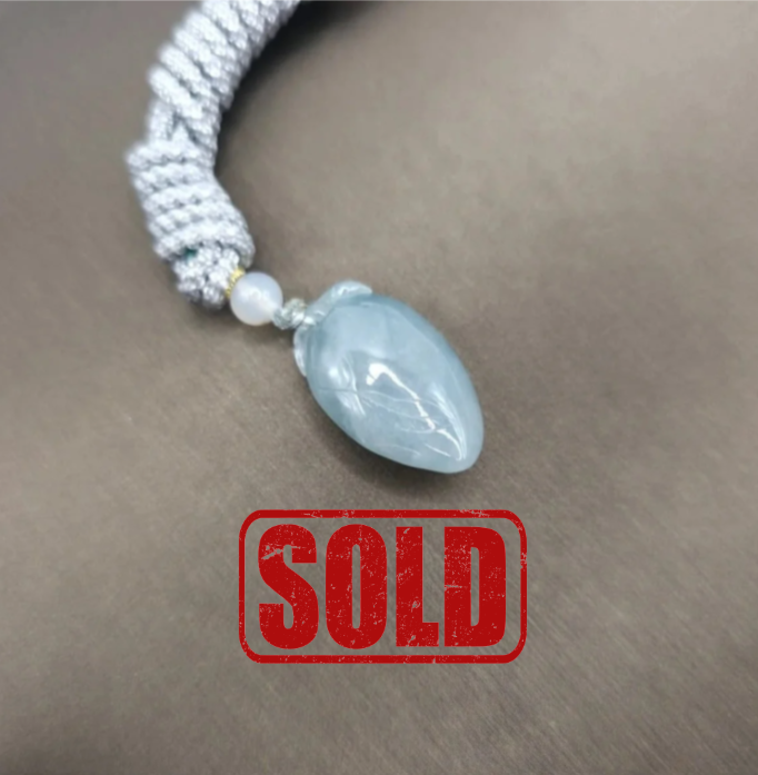 Blue-Green Jade Longevity Peach Pendant (寿桃吊坠)