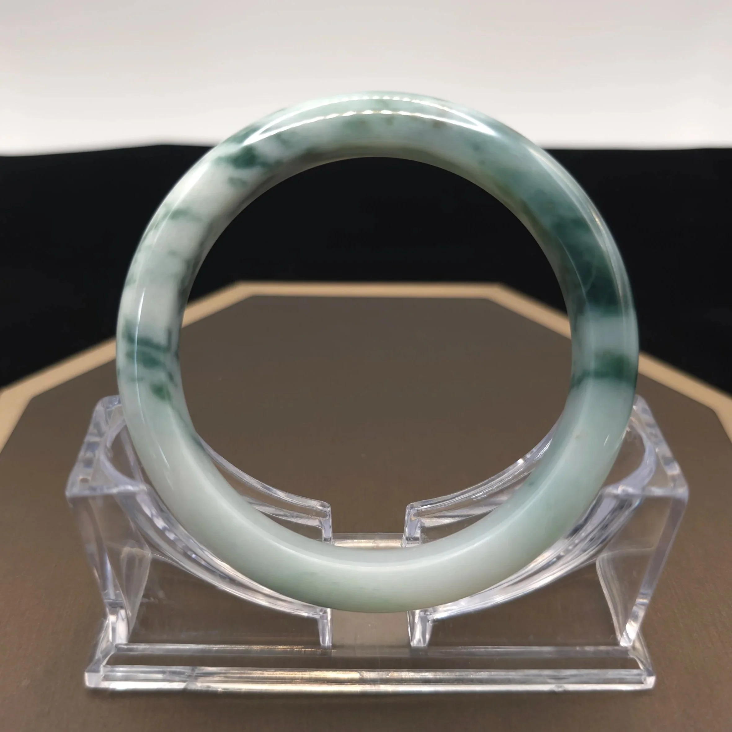 "White Tiger" - Moss on Snow (Xue Di Piao Hua) Jadeite Bangle