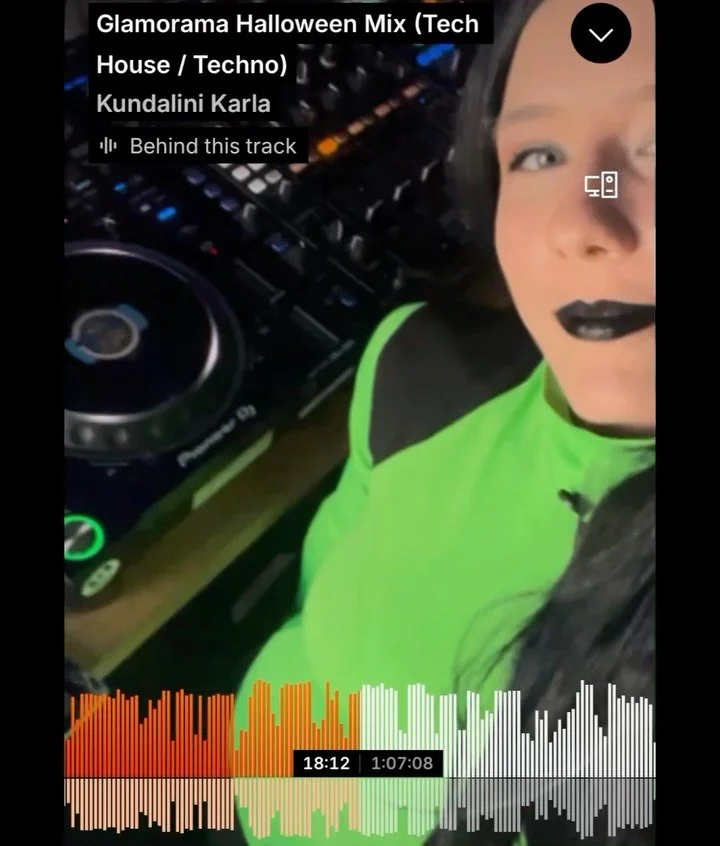 NYE tunes sorted 🥂 
Tech house / techno mix at Glamorama

Link here or link in bio
https://on.soundcloud.com/dYiTrnC8UfnltW7FYg

Kundalini Karla on soundcloud 🐉

#techno #glamorama #melbournetechno #technodj #techhouse