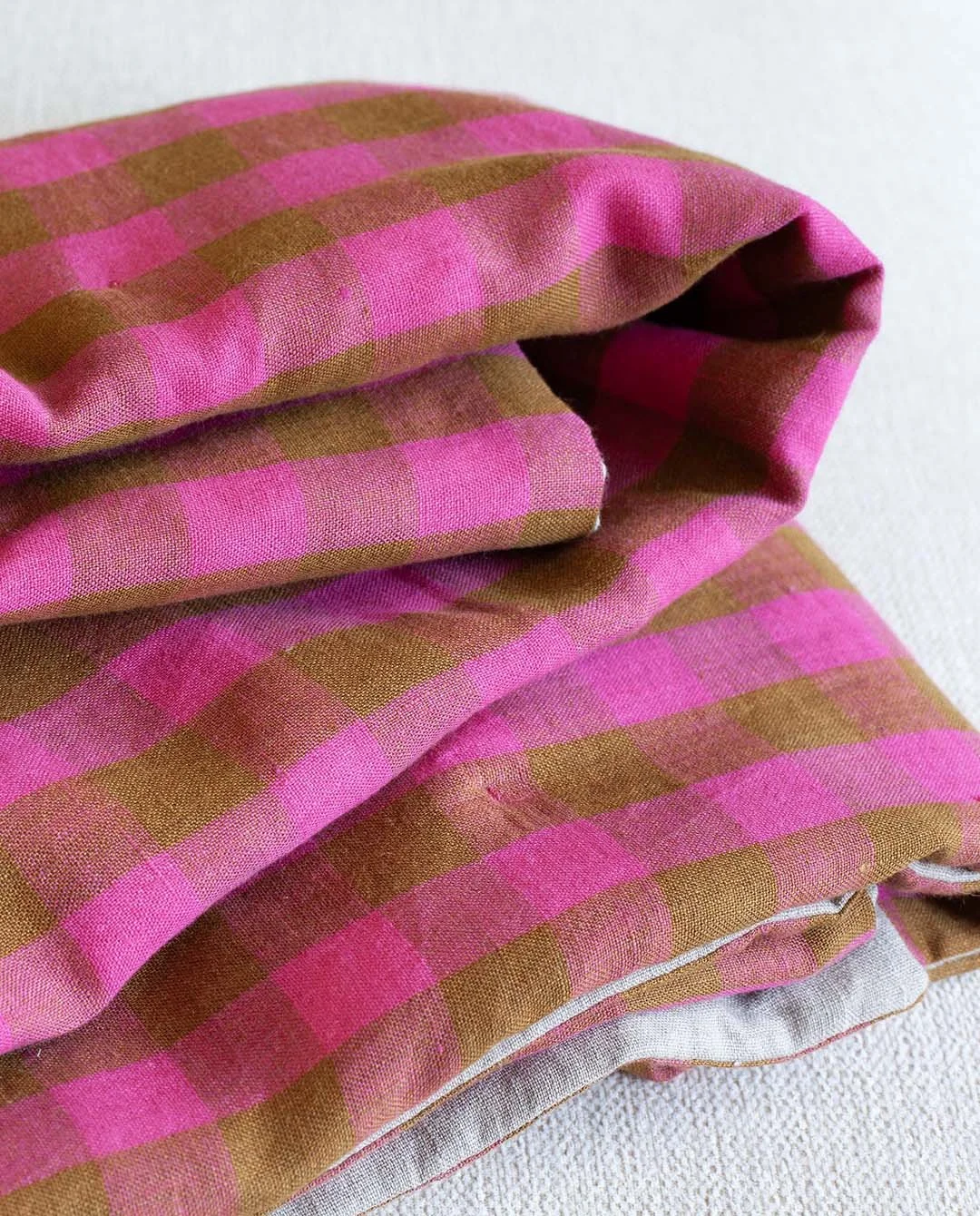 Blanket-Wholecloth-M&MRhubarb-Kathryn-Clark-Instagram-InSitu01.jpeg