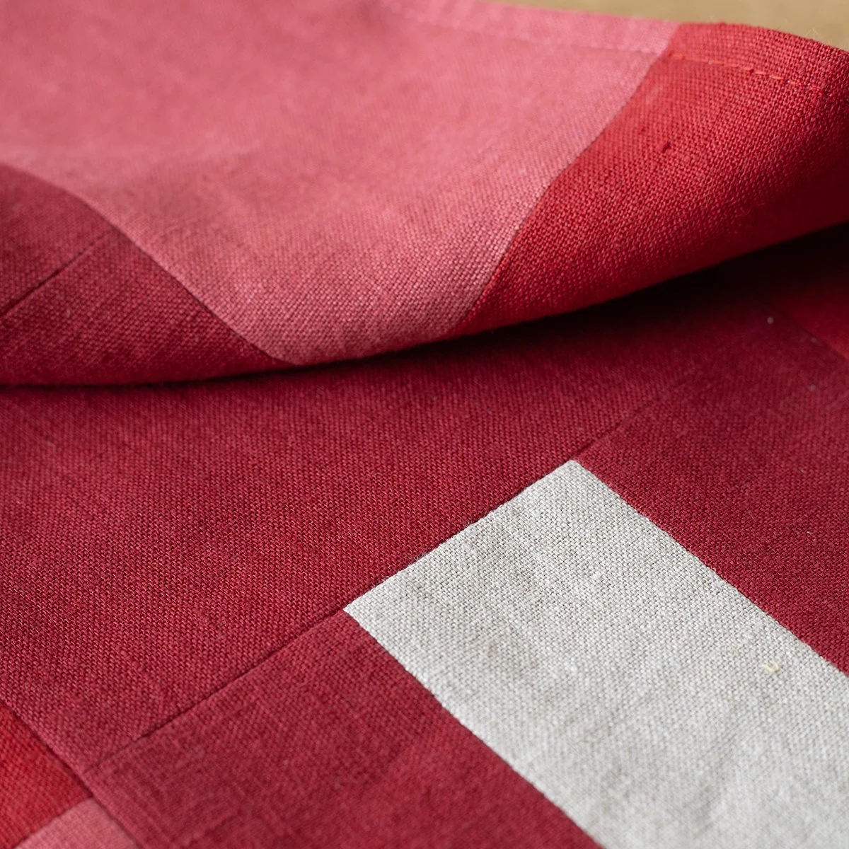 Runner-Joinery-Garnet-ScarfJoint-Kathryn-Clark-Square-Detail.jpg