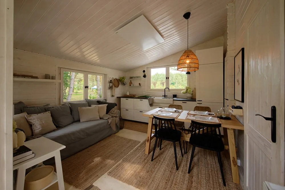 KASIA STROJNA PORFOLIO 1_Page_3_Image_0003.jpg