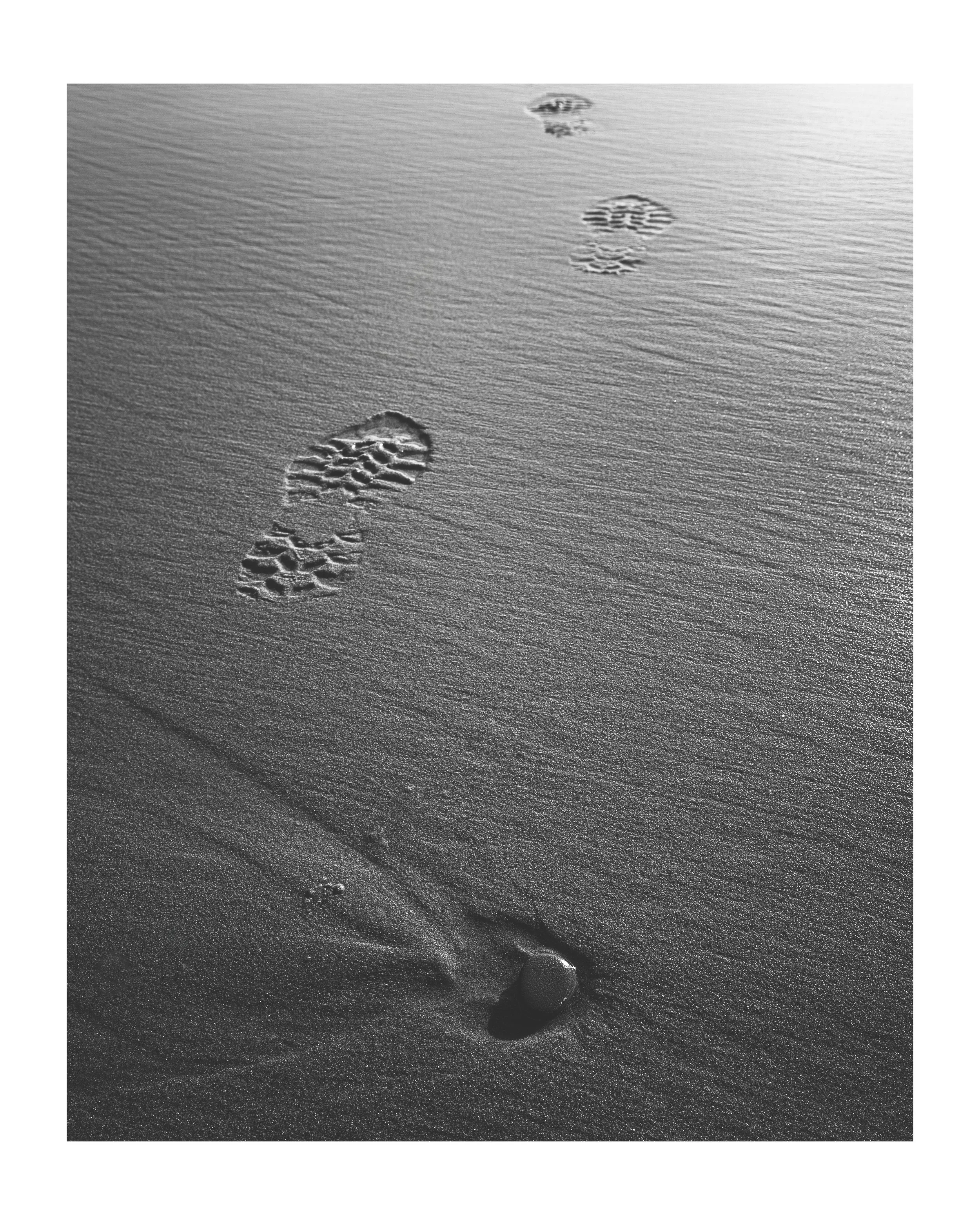 footprints bnw cleaned.jpg