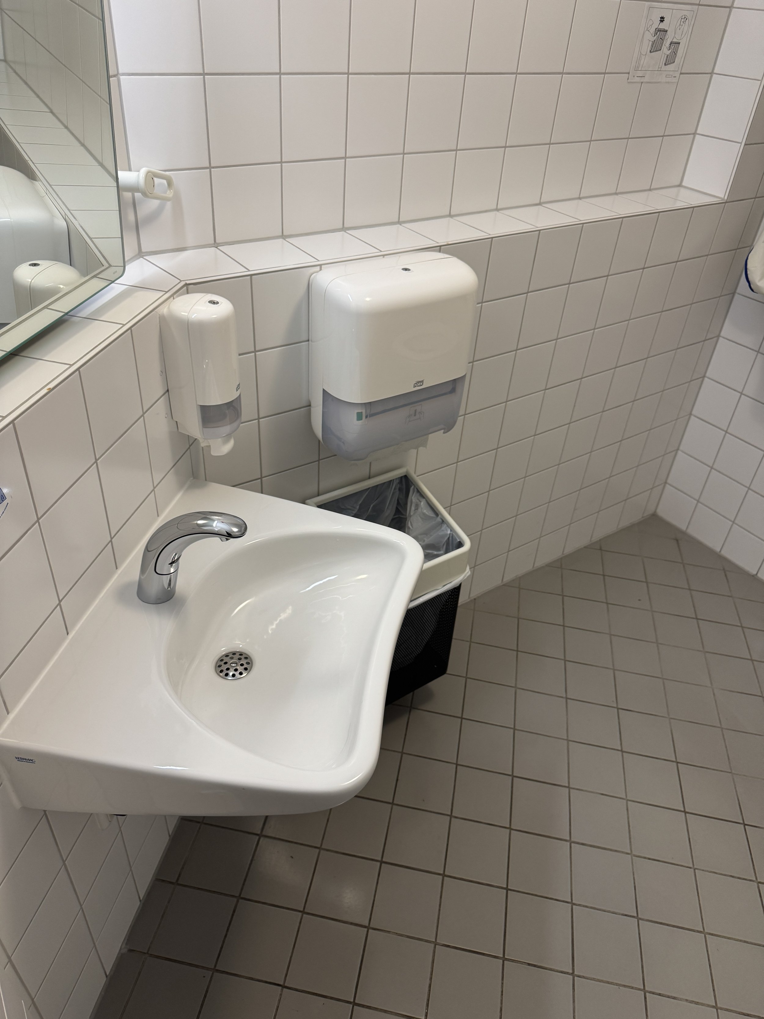 anitei gebäudereinigung 4.JPG