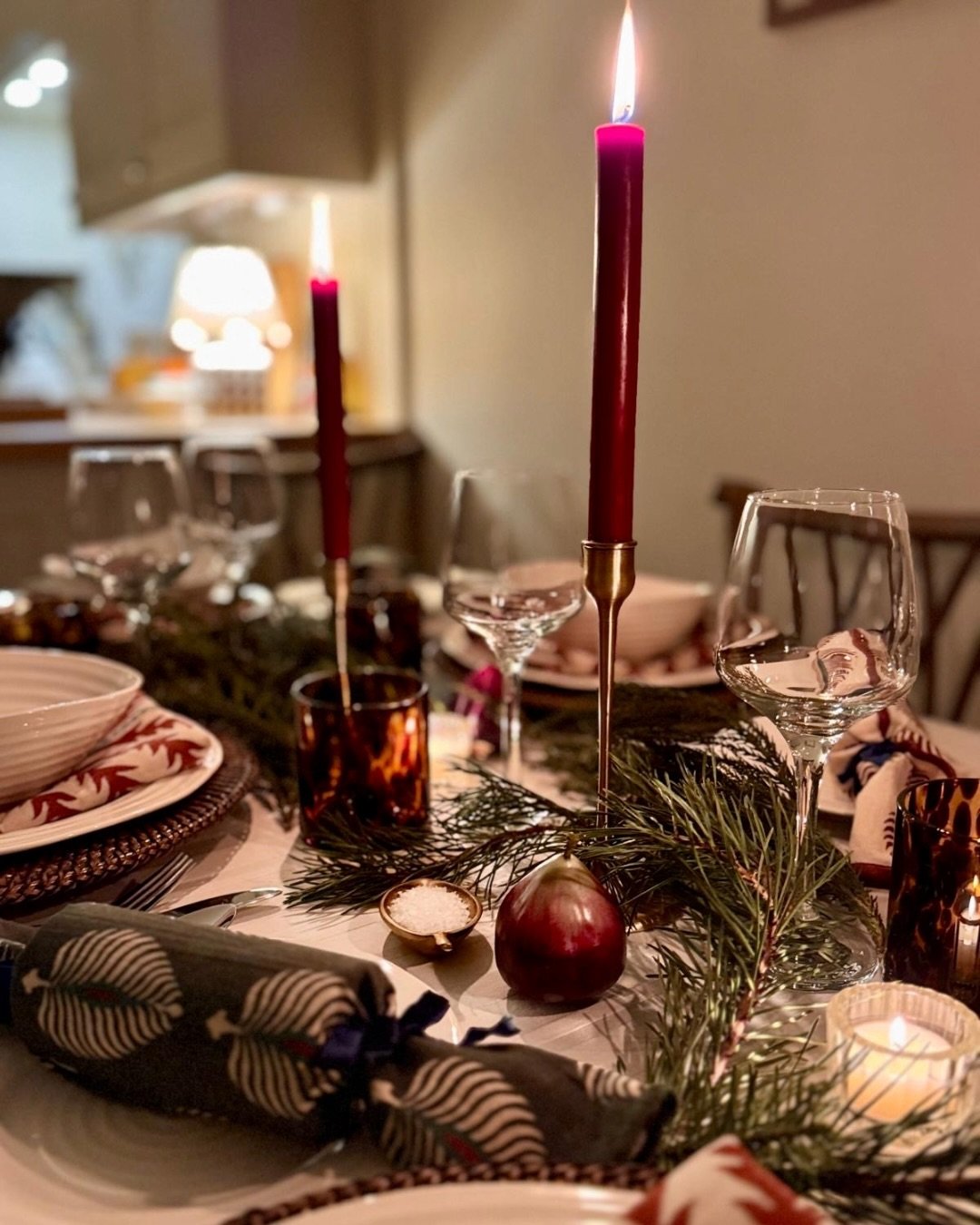 I love Christmas, but I&rsquo;m usually someone who cooks big, generous plates for everyone to dig into. So when festive food starts edging into something a little more considered and a bit more dainty, I rely on the table to do the work.

I keep it 