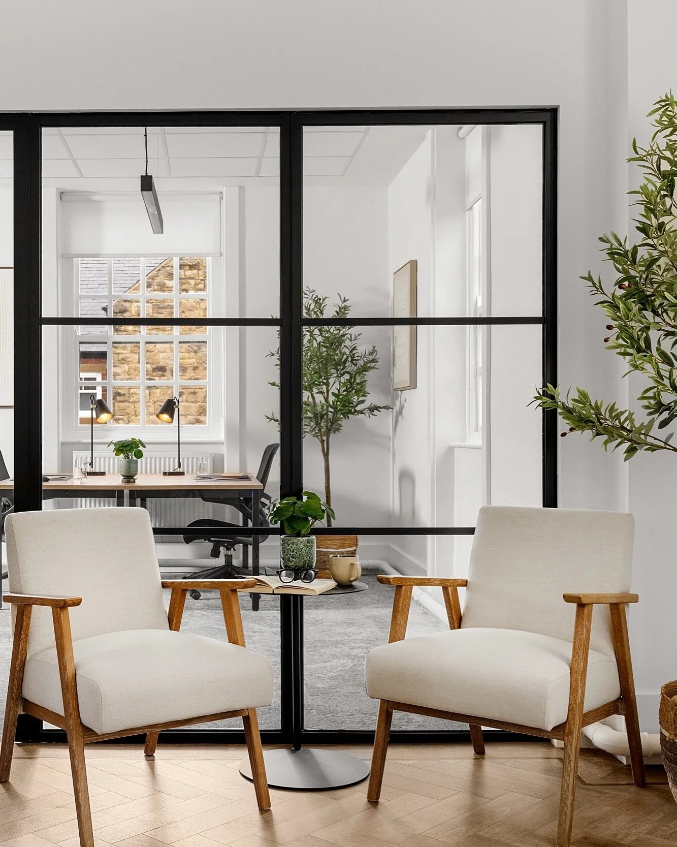 We were delighted to be invited to style this space for @siblingworkspace and saw it as a chance to gently challenge what a workspace could feel like.

We introduced warm timber, textured art, and layered planting were chosen not just for aesthetics,