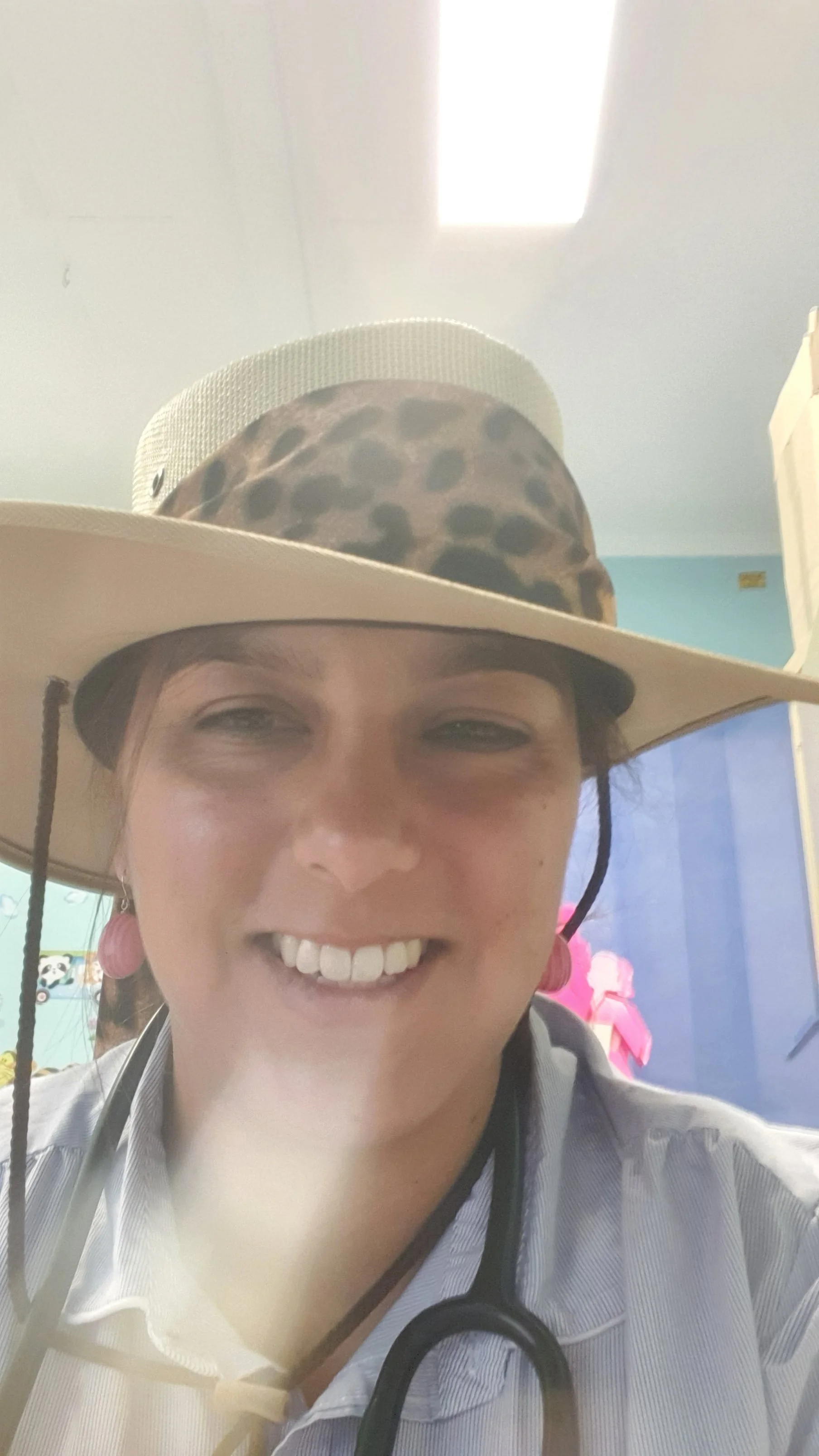 communitynursewithoutbackhat