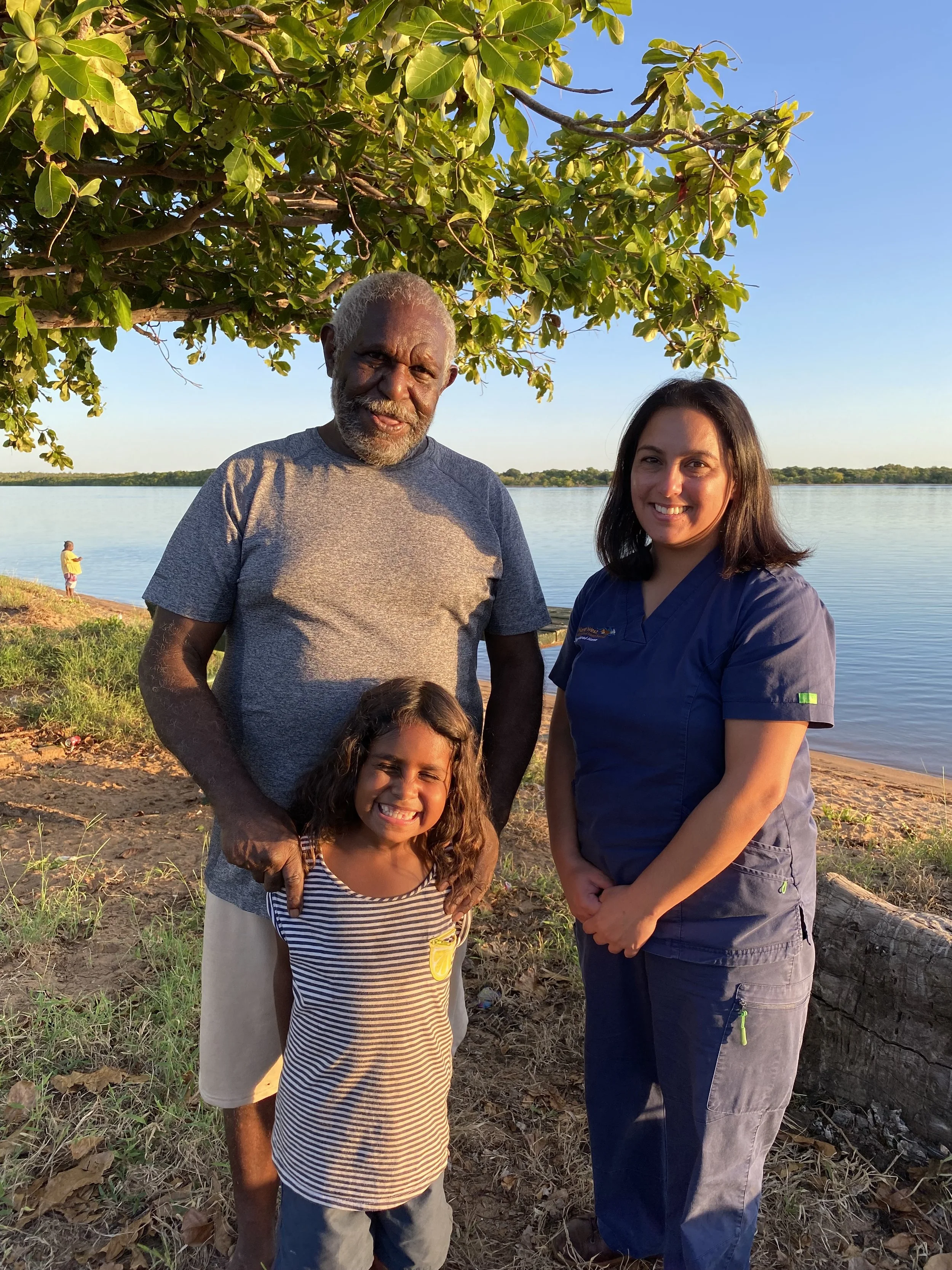 communitynursepatientsstandingsmiling