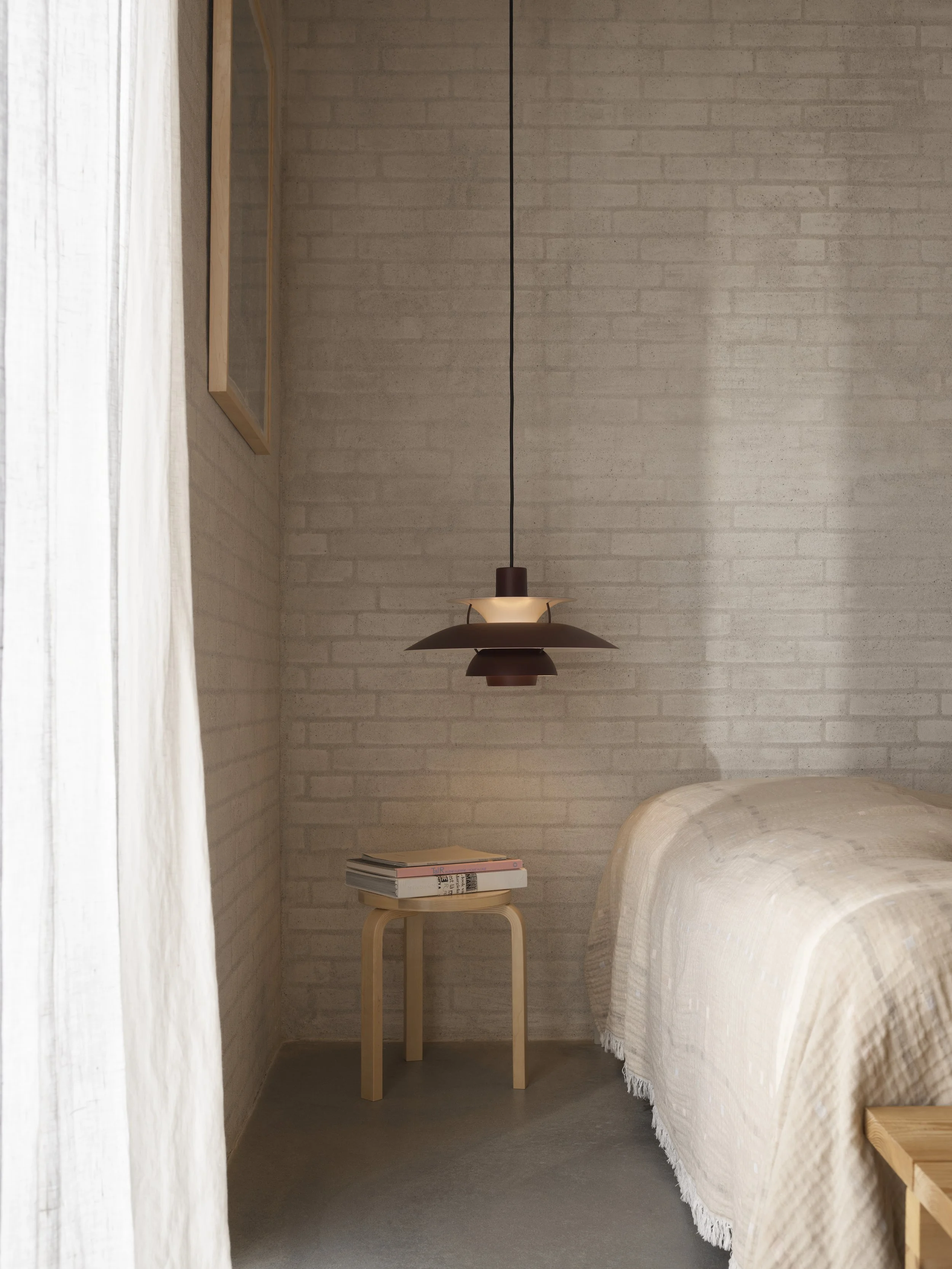 PH5-Burgundy-Bedside-Odsherred-18085.jpg