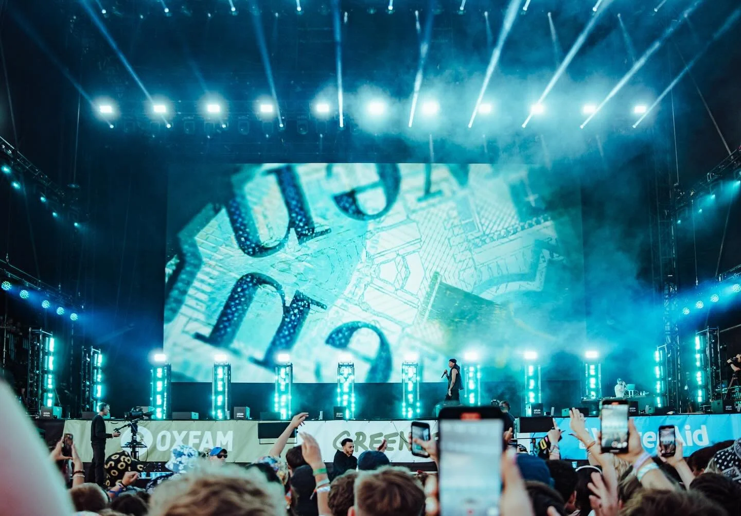 CENTRAL CEE - UK & EU Tour 2023 | Lighting Direction
[project:central-cee]
[url:/project-central-cee]