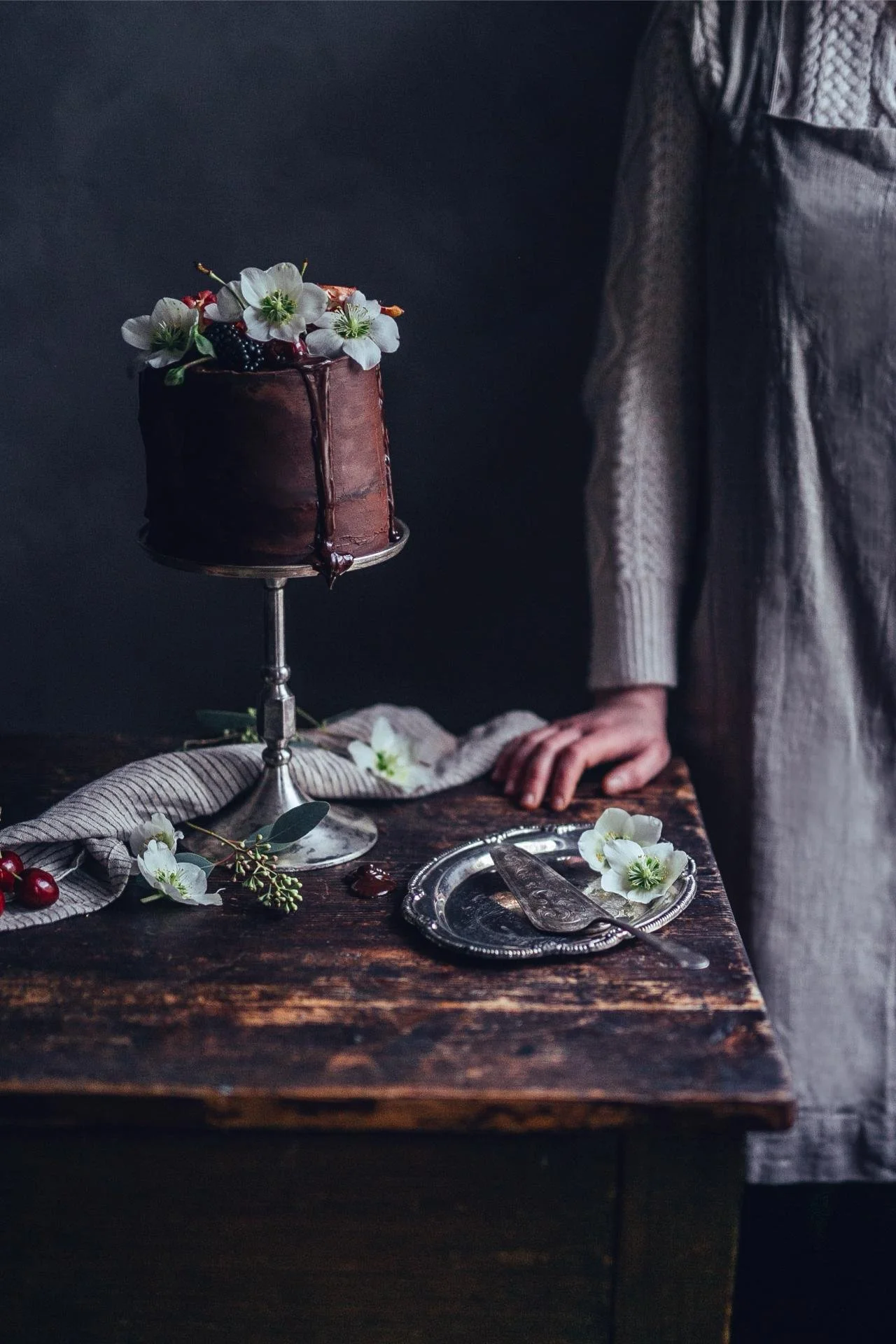 Chocolate pomegranate cake