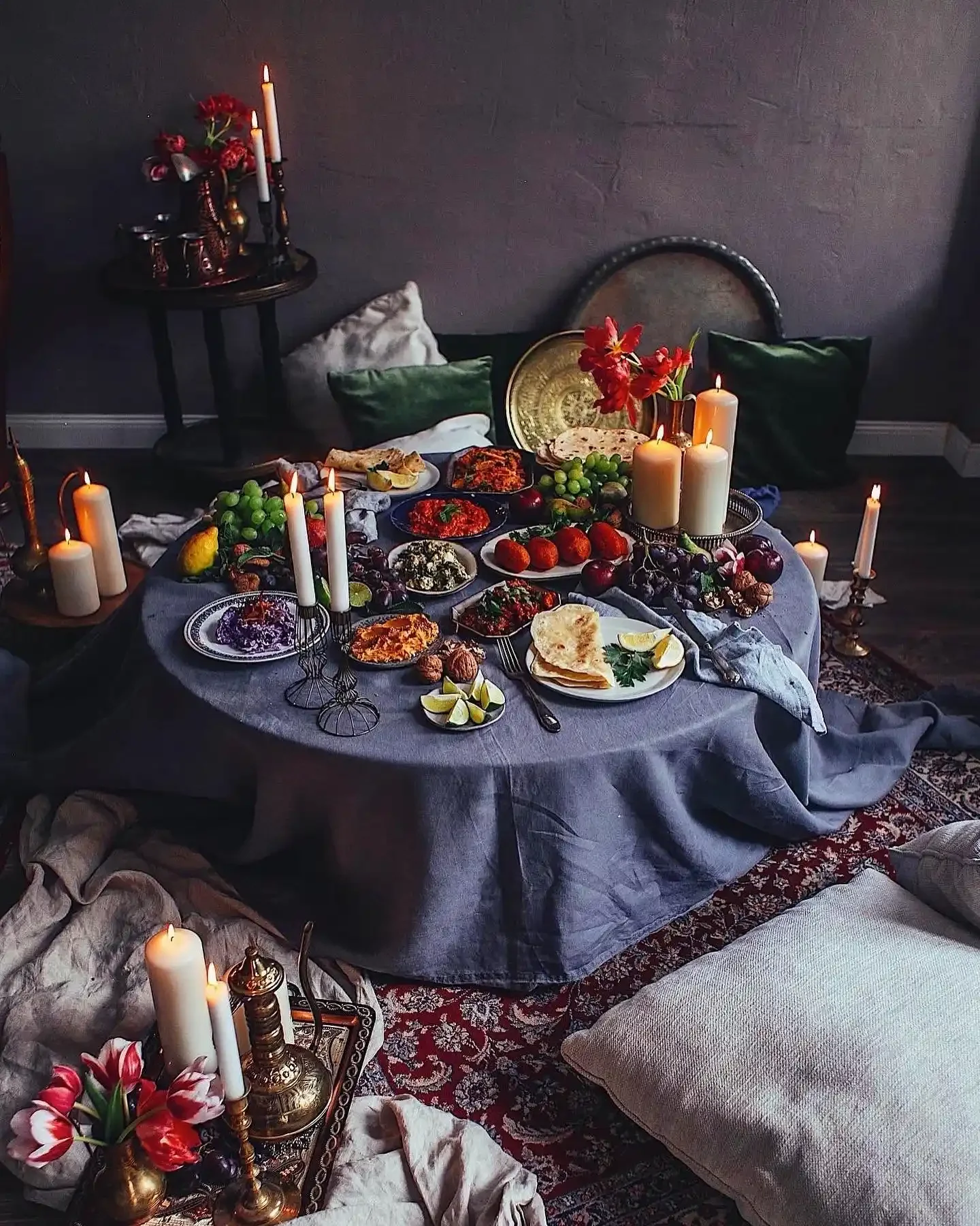 ischta-dilekerei-sofra-mezze-table.webp