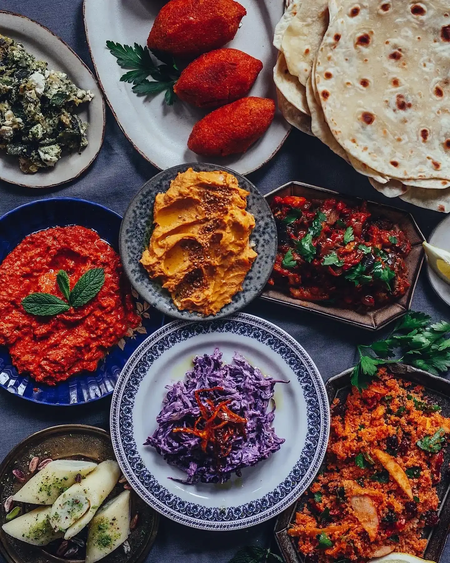ischta-dilekerei-sofra-icli-köfte-mezze.webp