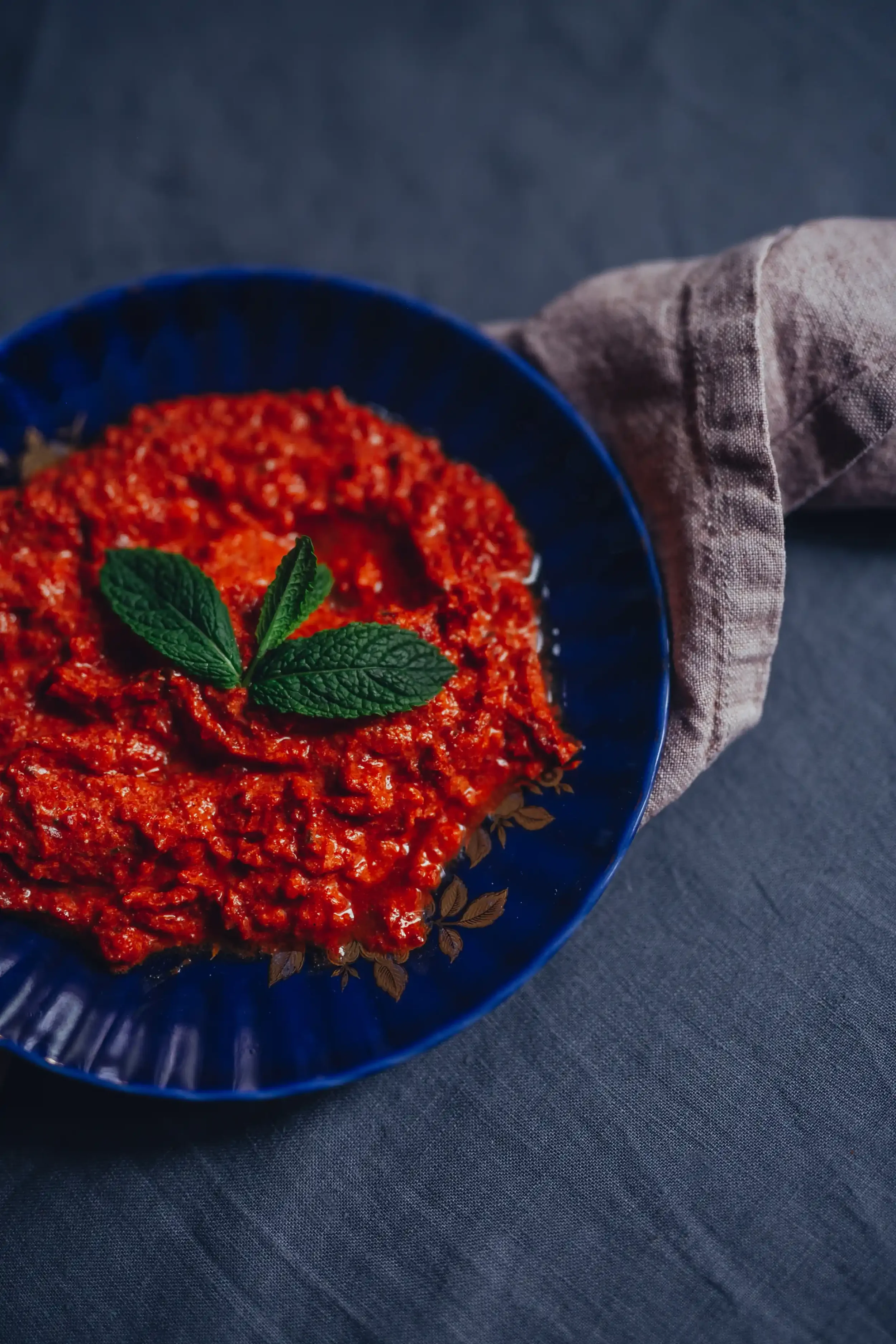 ischta-dilekerei-sofra-paprika-mezze.webp