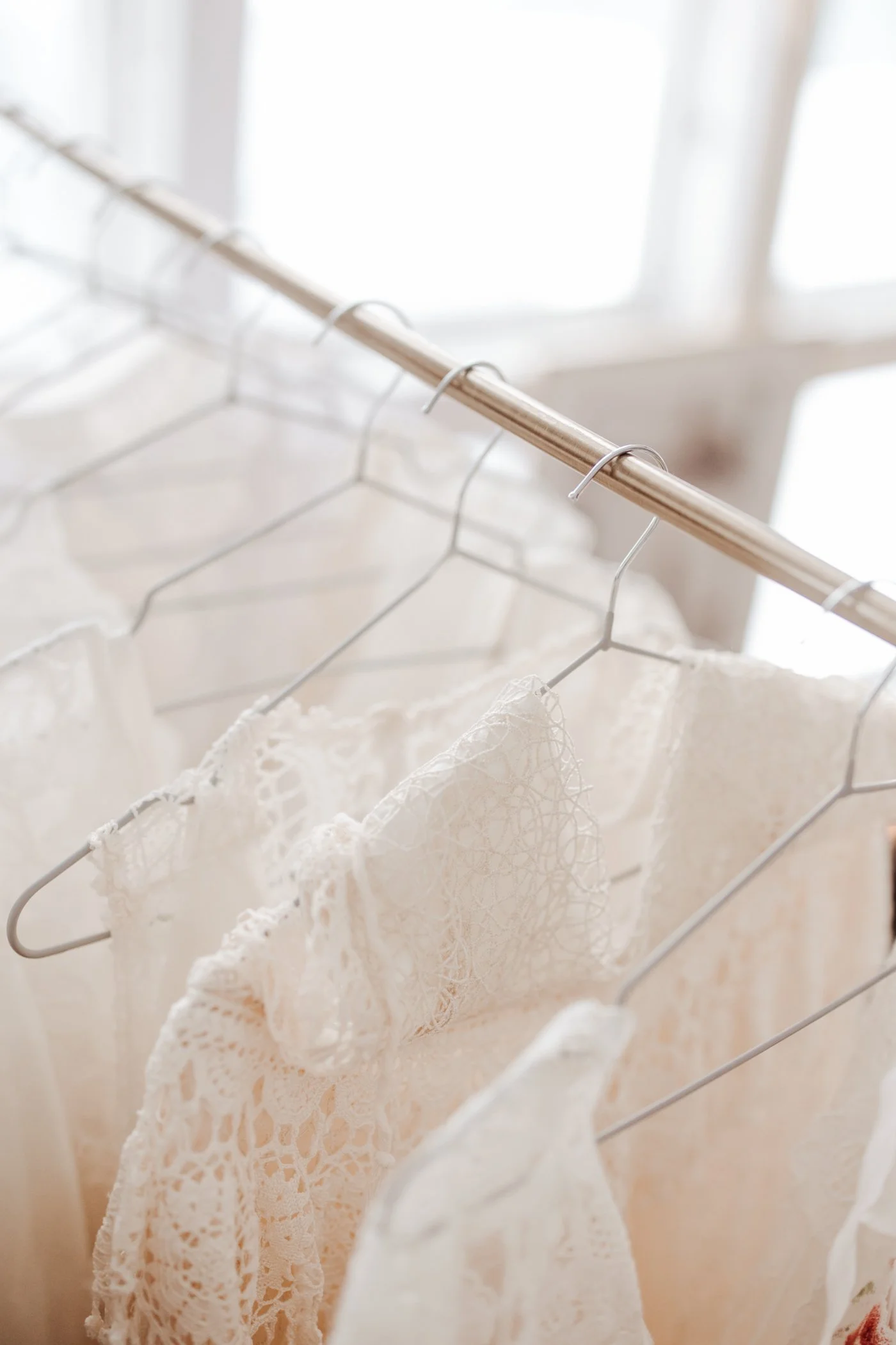 Uniikit, käsintehdyt häämekot – peltodresses